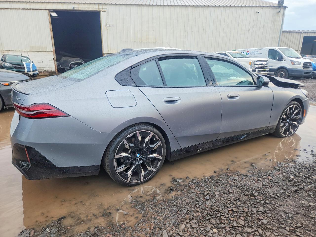 2024 Bmw 530 Xi Gray vin: WBA53FJ08RCP92695