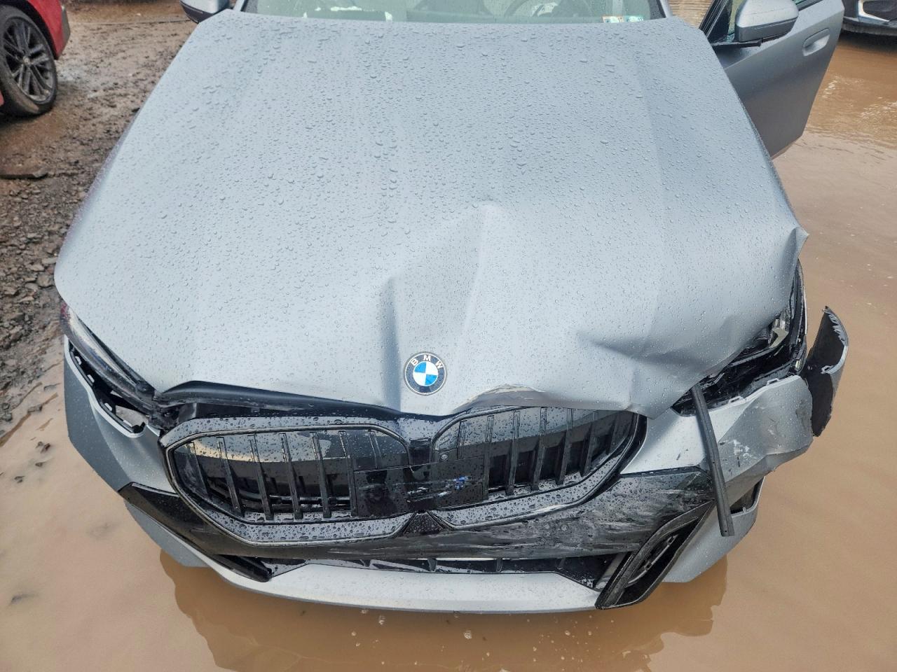 2024 Bmw 530 Xi Gray vin: WBA53FJ08RCP92695