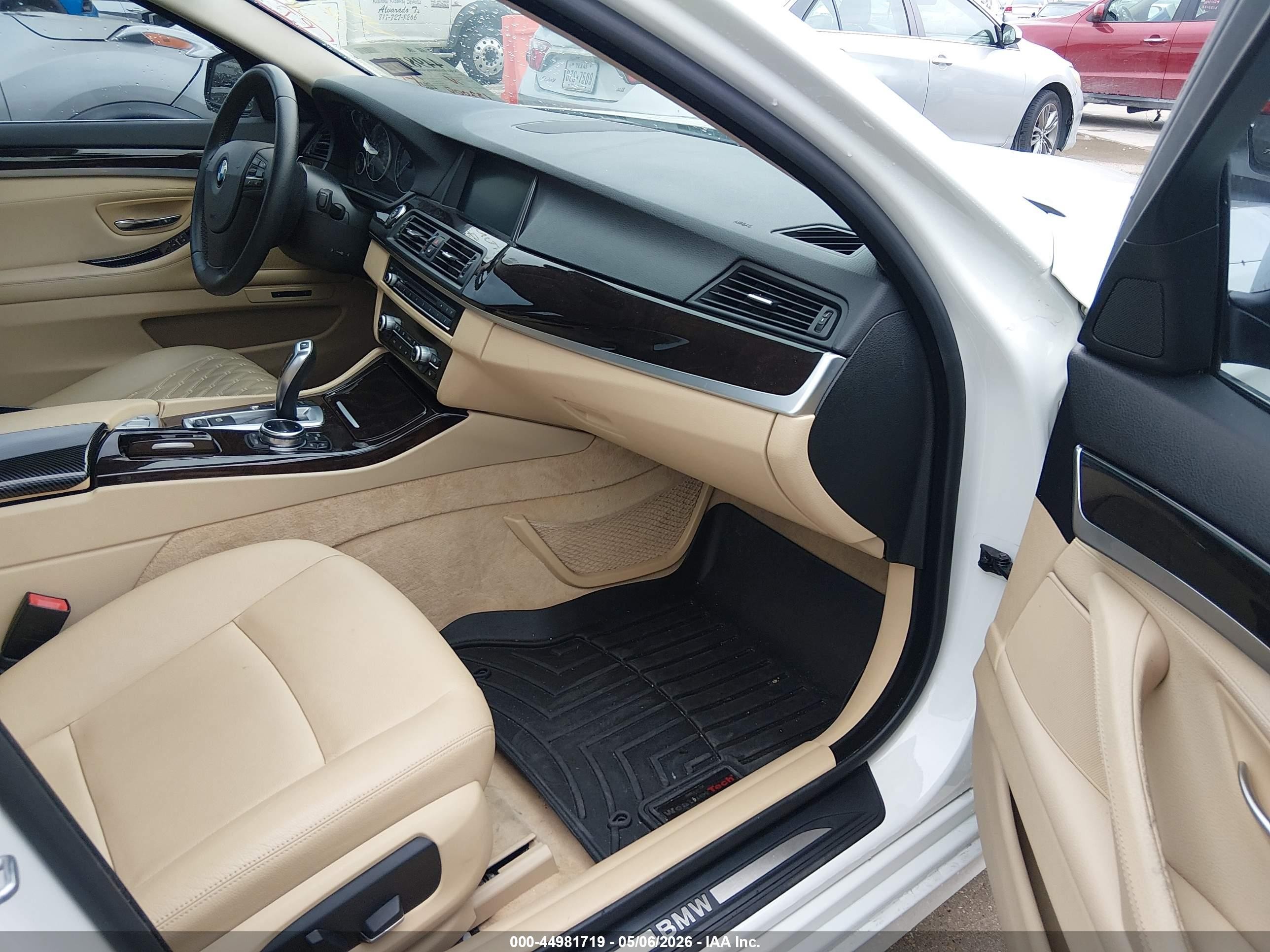 2014 Bmw 528i   Белый vin: WBA5A5C50ED501426