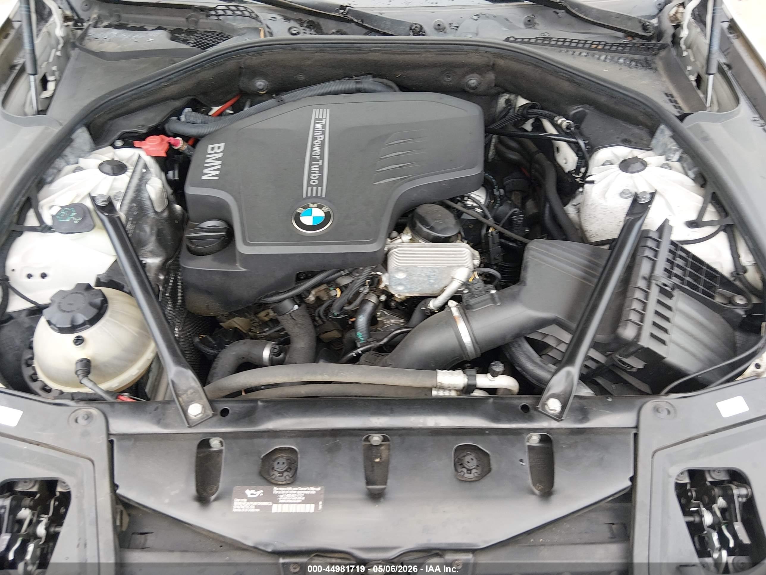 2014 Bmw 528i   Белый vin: WBA5A5C50ED501426
