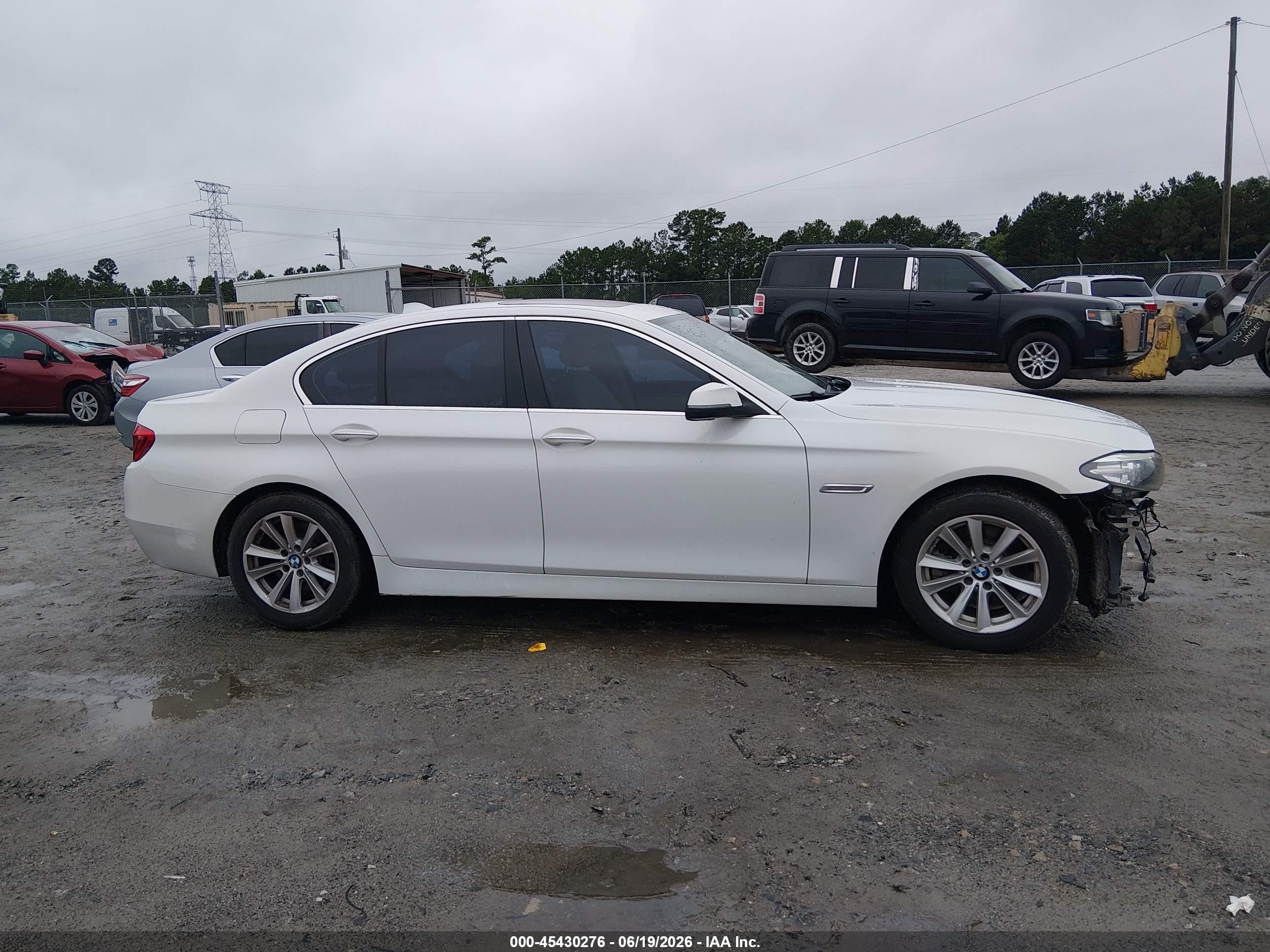 2015 Bmw 528i   Белый vin: WBA5A5C50FD513920