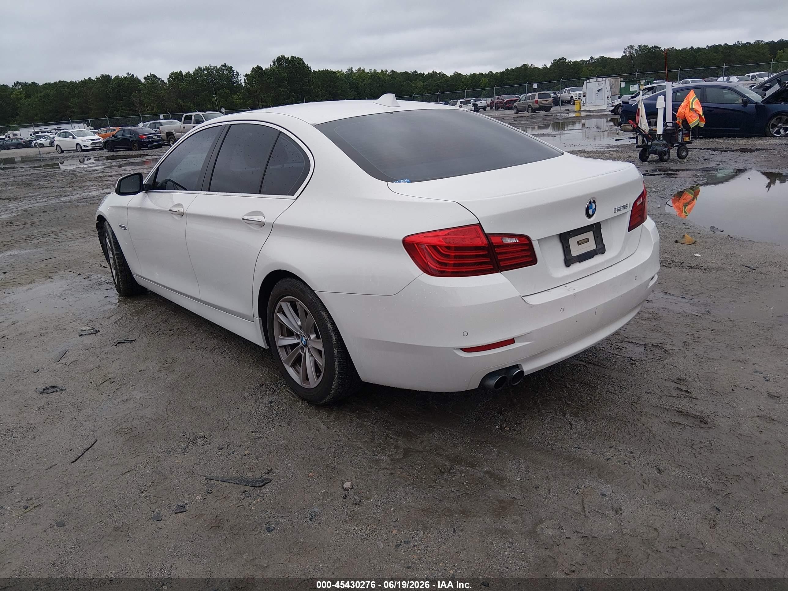 2015 Bmw 528i   Белый vin: WBA5A5C50FD513920