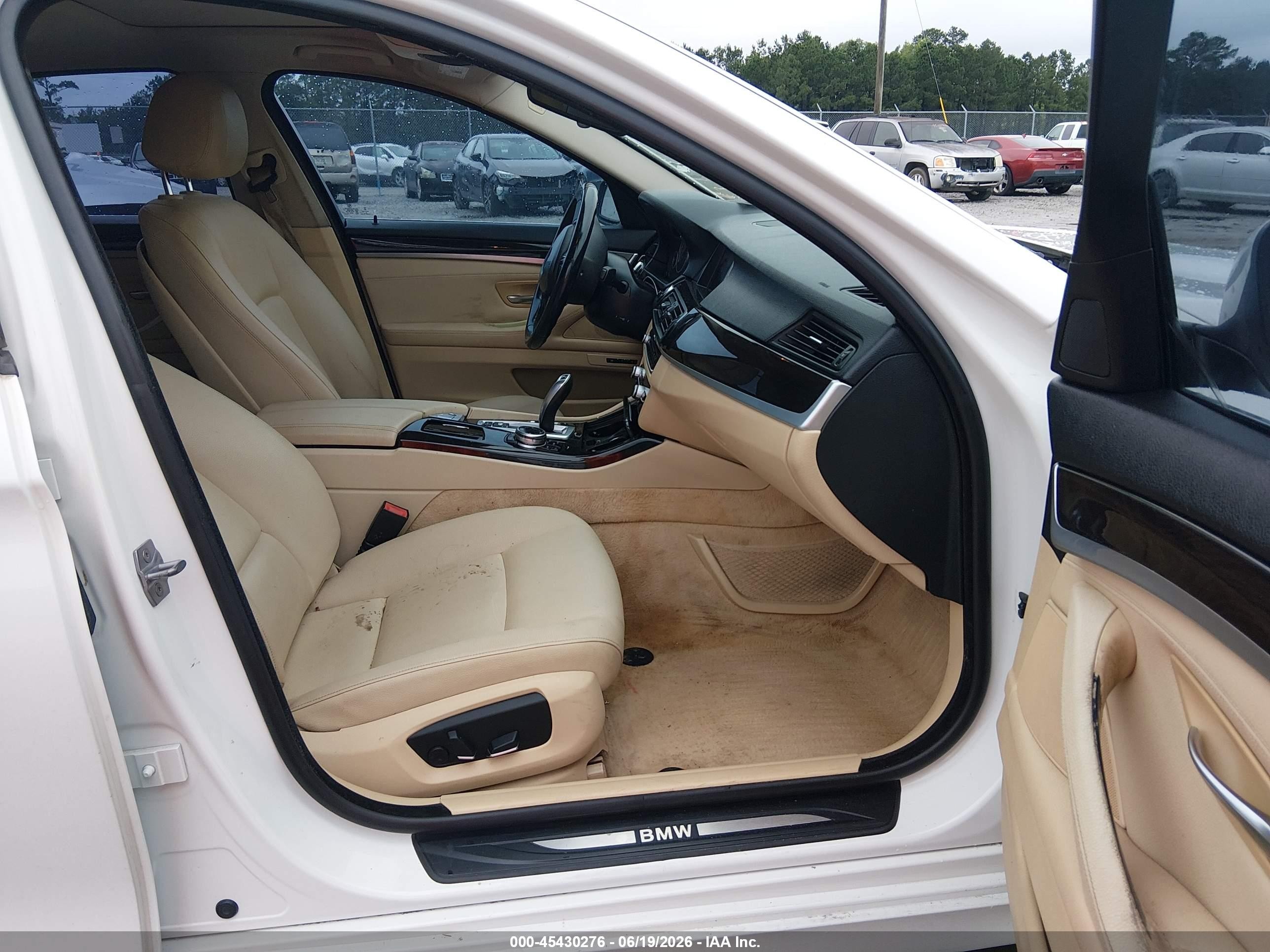 2015 Bmw 528i   Белый vin: WBA5A5C50FD513920