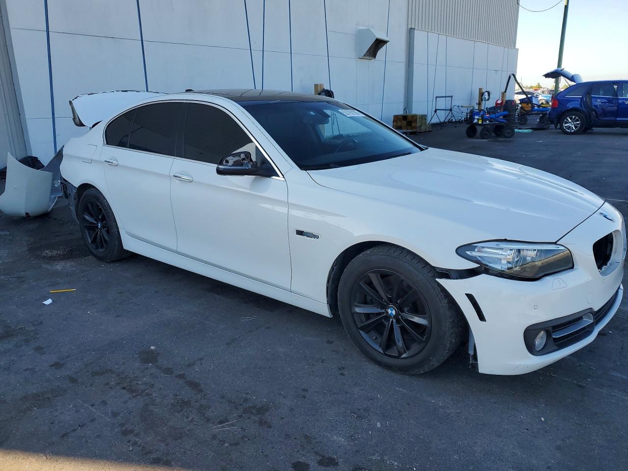 2015 Bmw 528 I White vin: WBA5A5C50FD517451