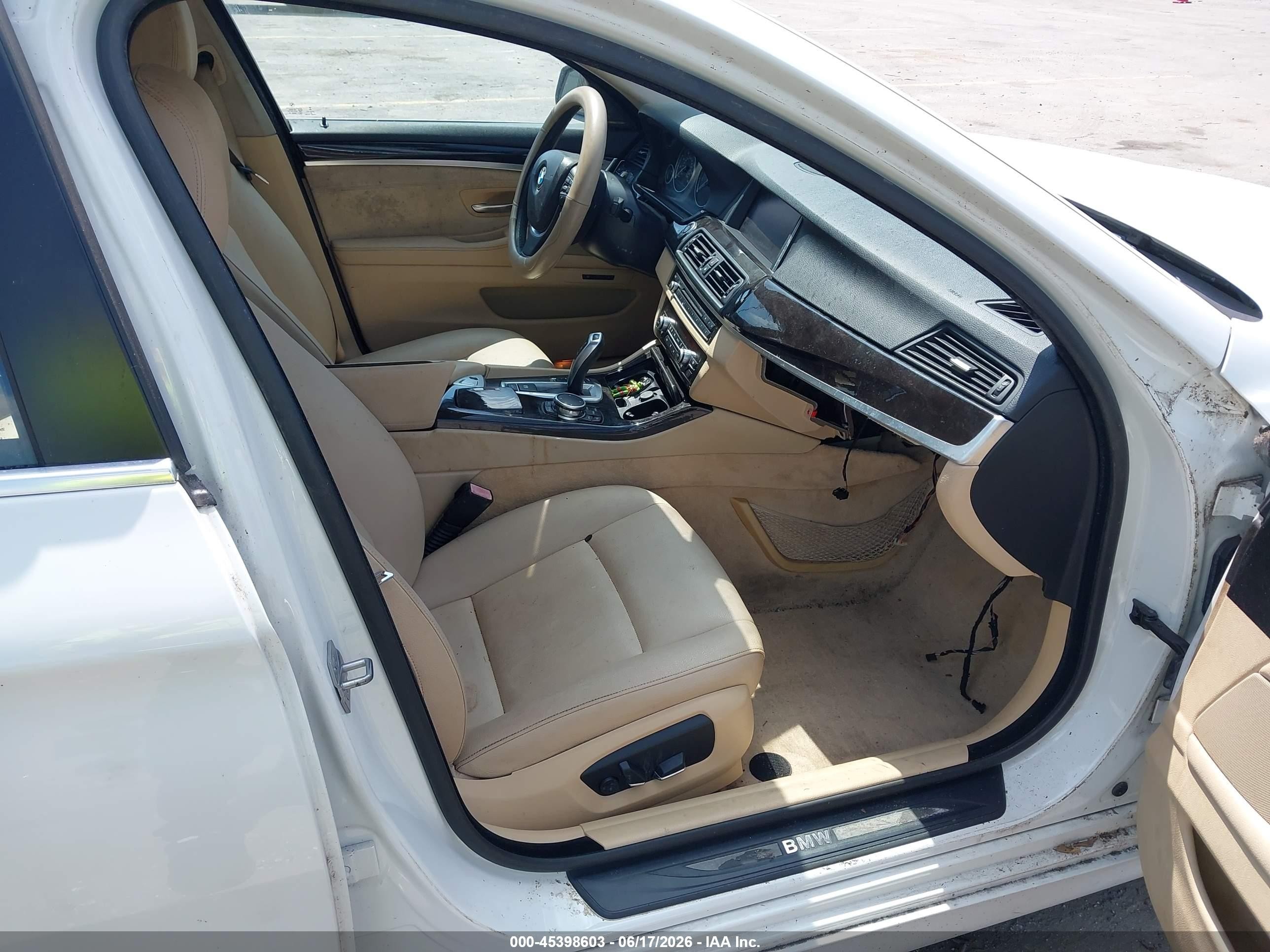 2015 Bmw 528i   White vin: WBA5A5C50FD518129