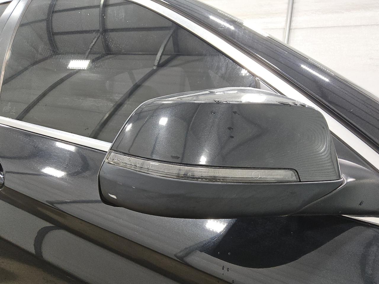 2014 Bmw 528 I Black vin: WBA5A5C51ED507994 Damage: Rf Mirror Cover, Chipped, 2