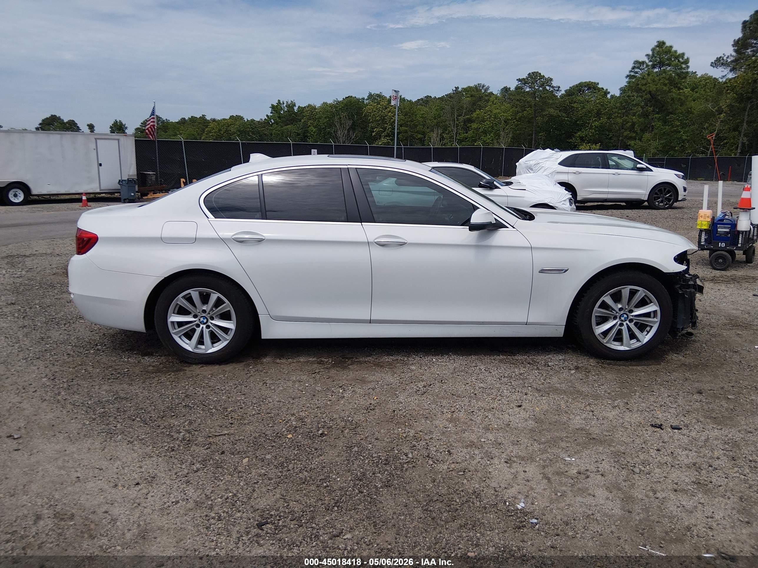 2015 Bmw 528i   White vin: WBA5A5C51FD515420