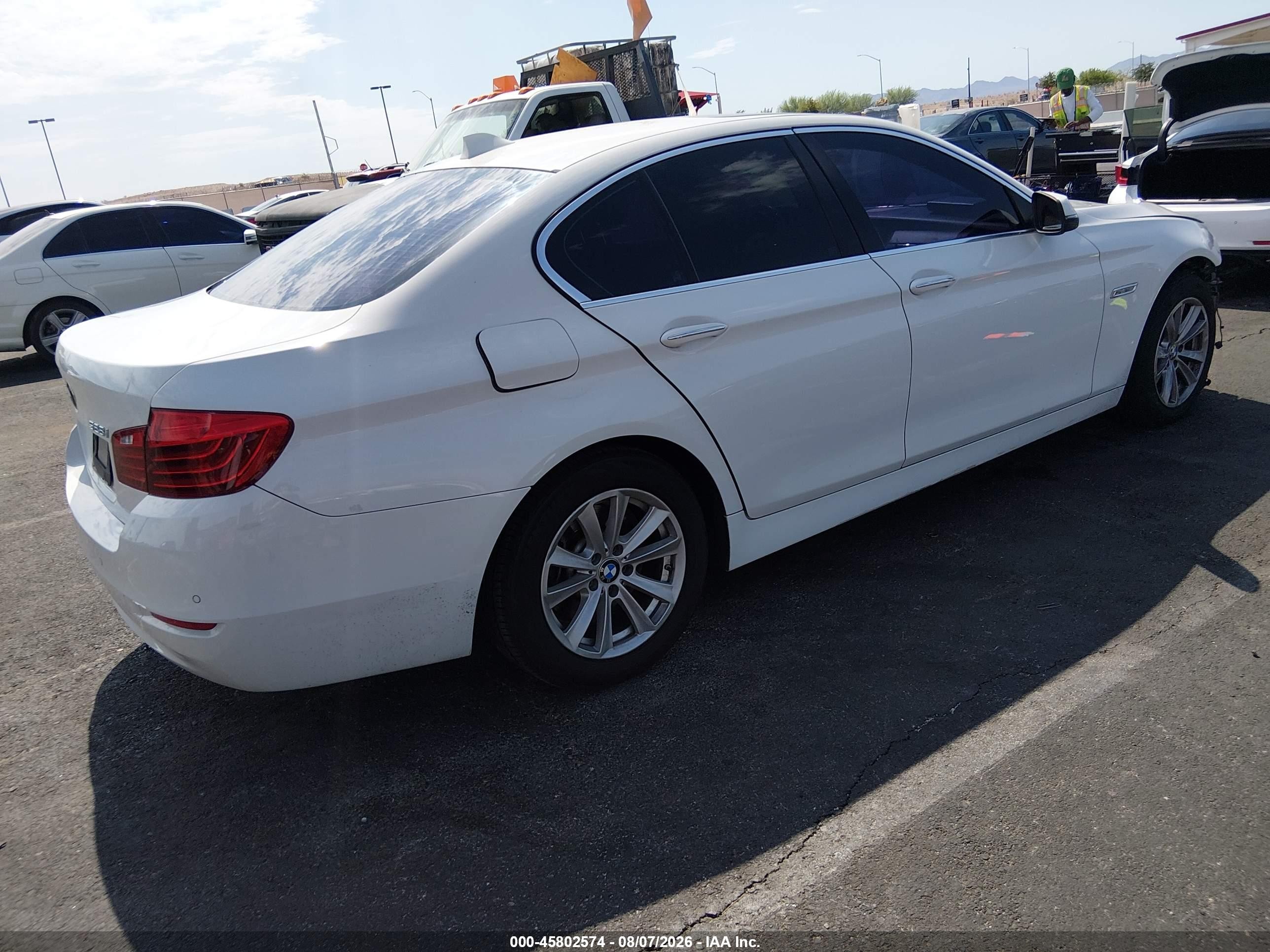 2015 Bmw 528i   White vin: WBA5A5C51FD517183