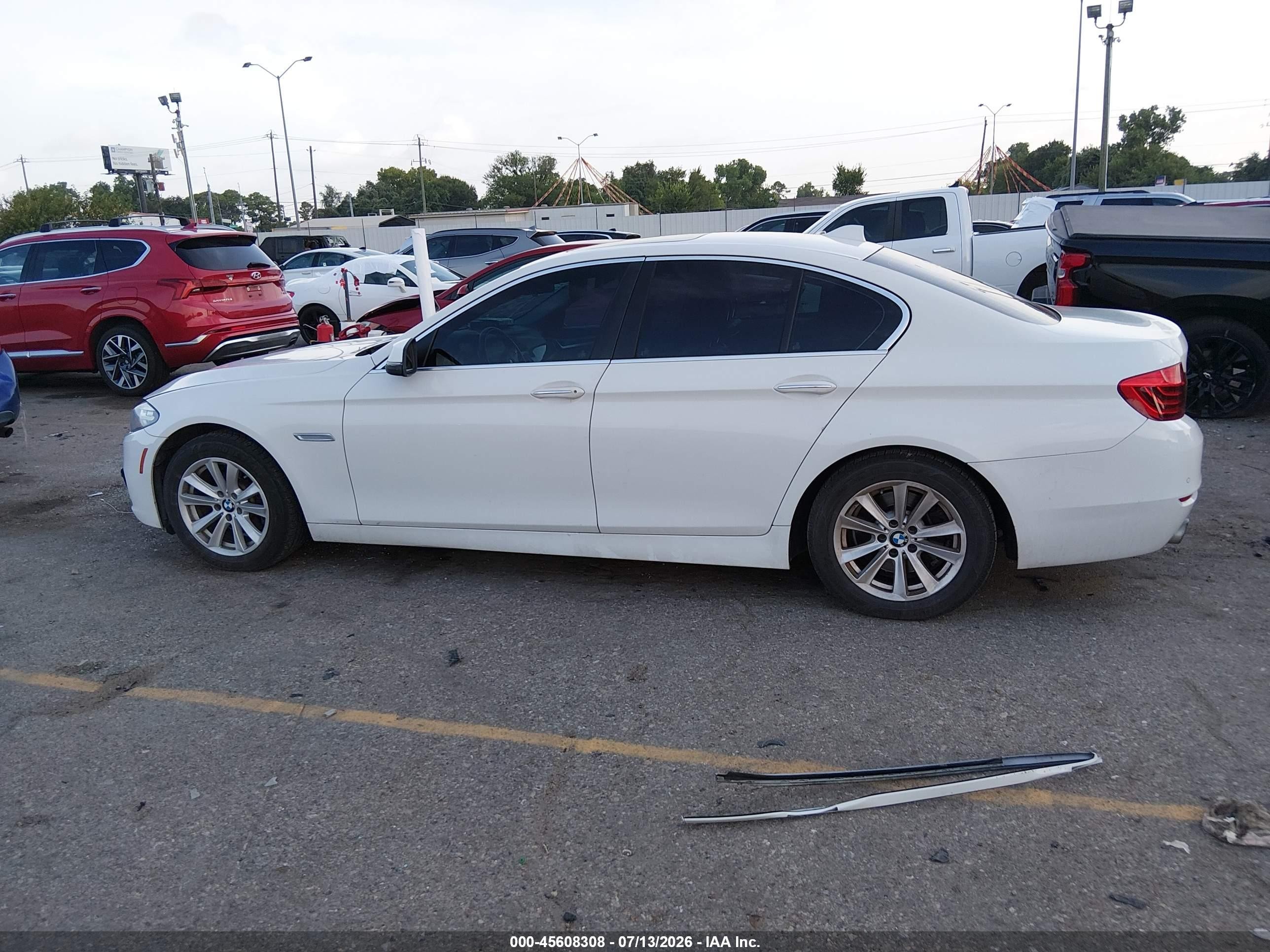 2014 Bmw 528i   White vin: WBA5A5C52ED500259