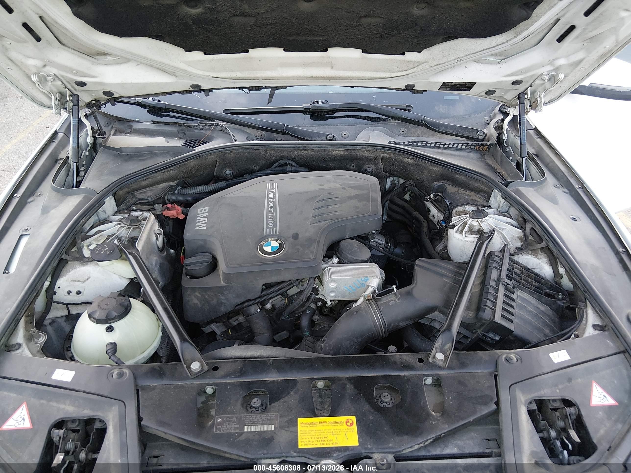 2014 Bmw 528i   White vin: WBA5A5C52ED500259