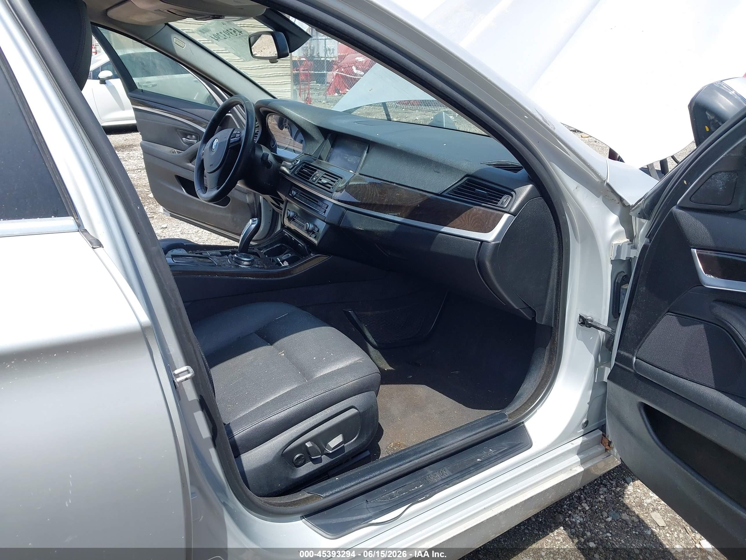 2014 Bmw 528i   Silver vin: WBA5A5C52ED500987