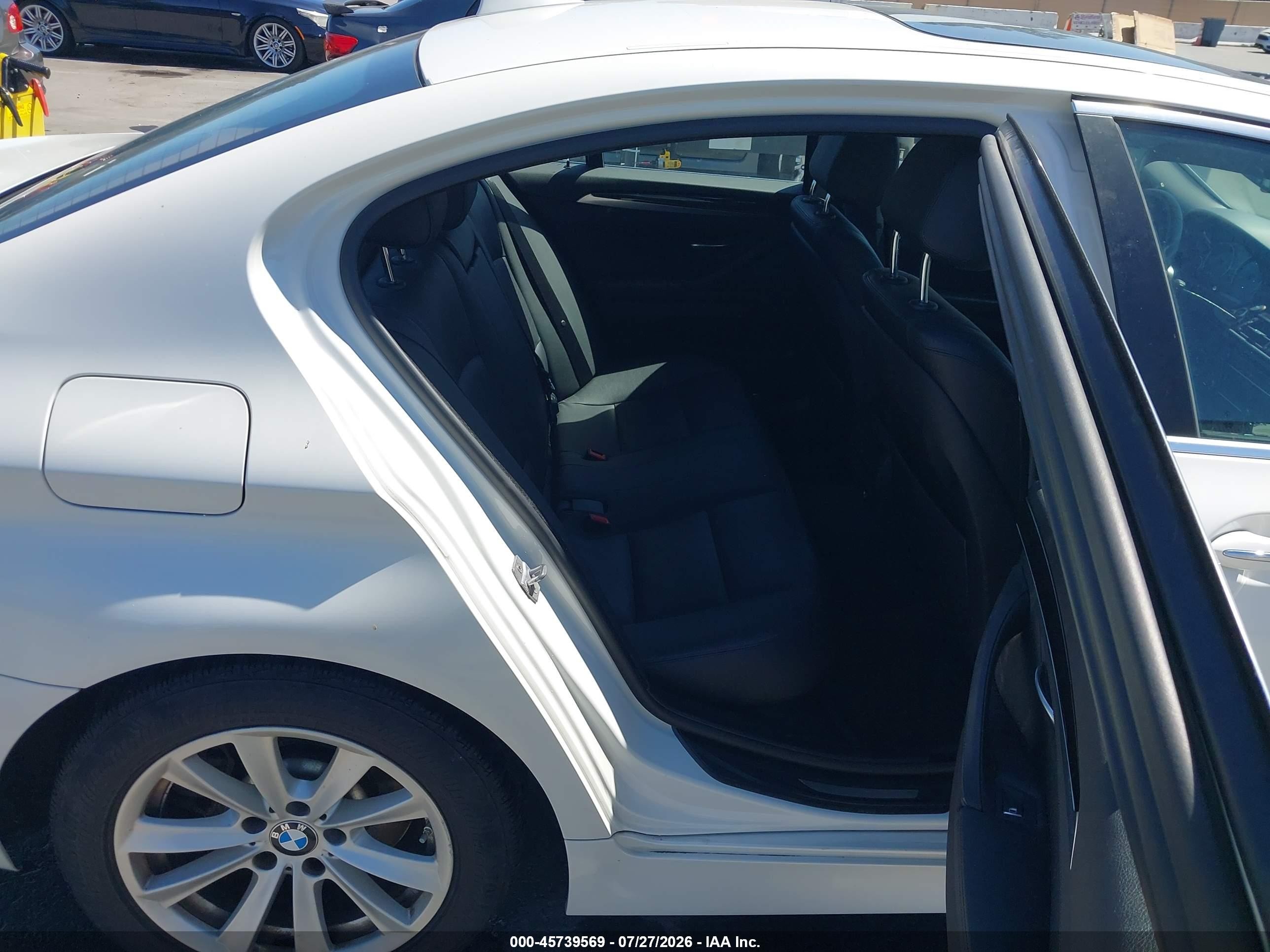 2014 Bmw 528i   Белый vin: WBA5A5C52ED501749