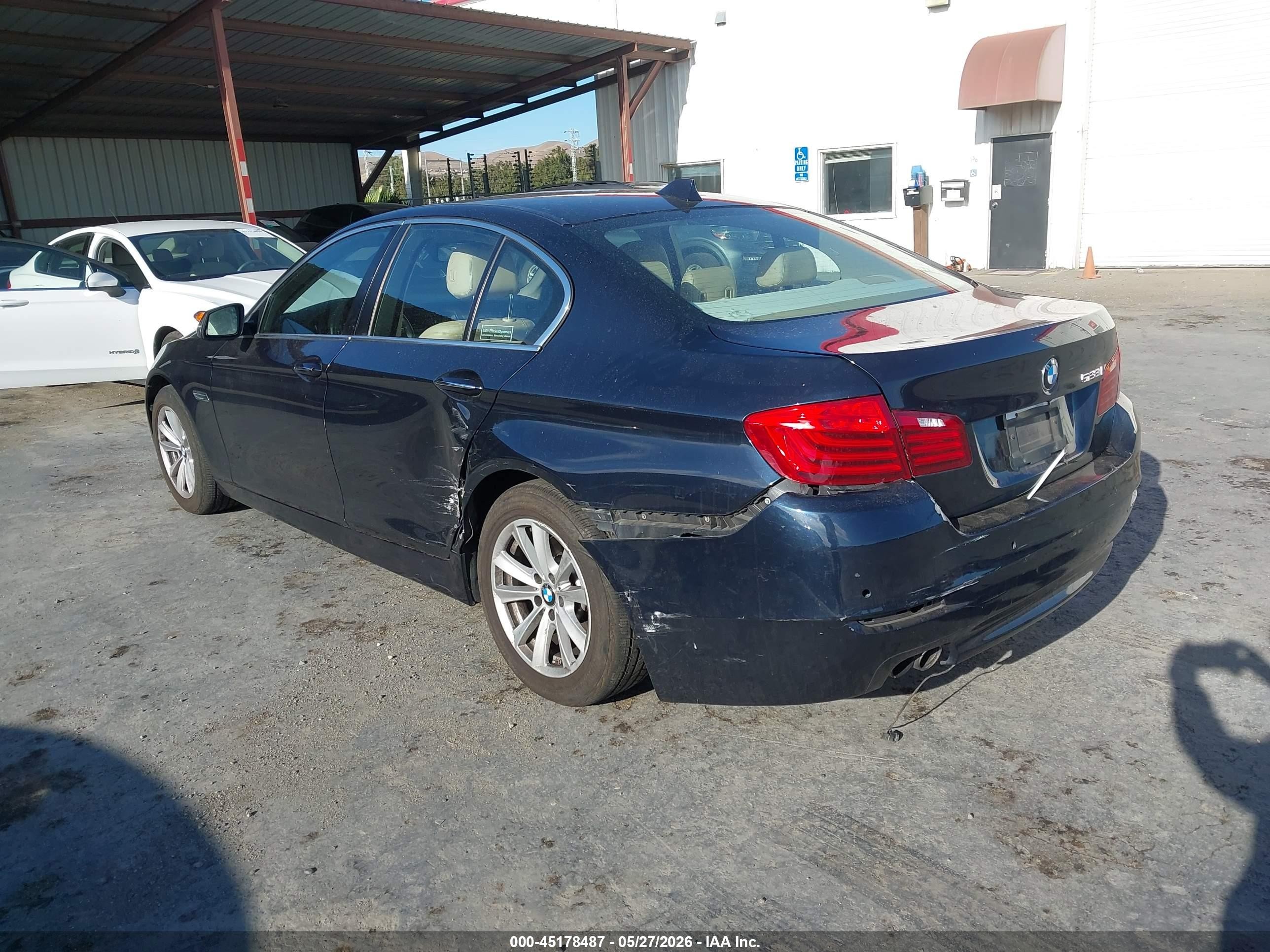 2014 Bmw 528i   Blue vin: WBA5A5C52ED507762