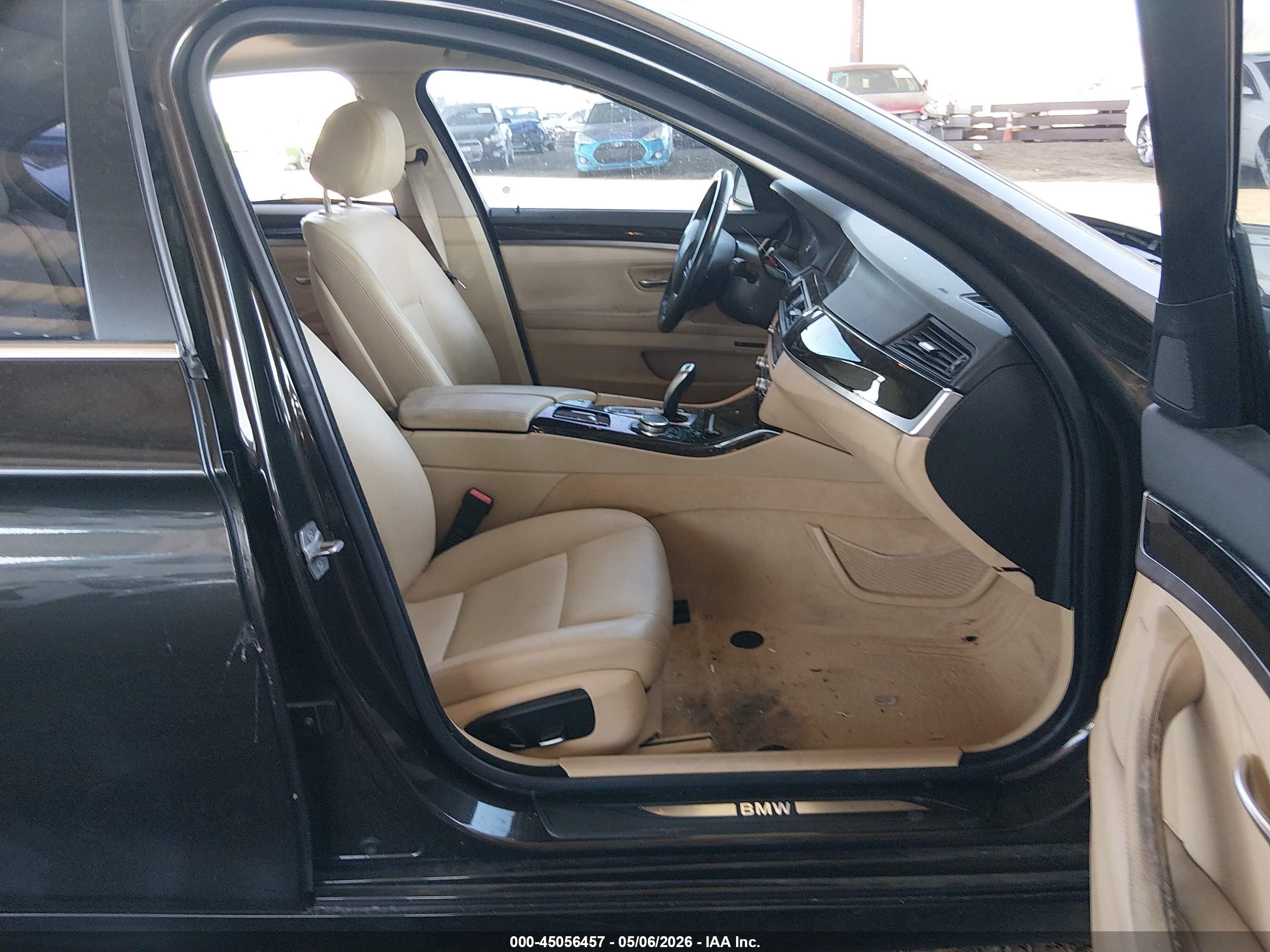 2015 Bmw 528i   Черный vin: WBA5A5C52FD523297