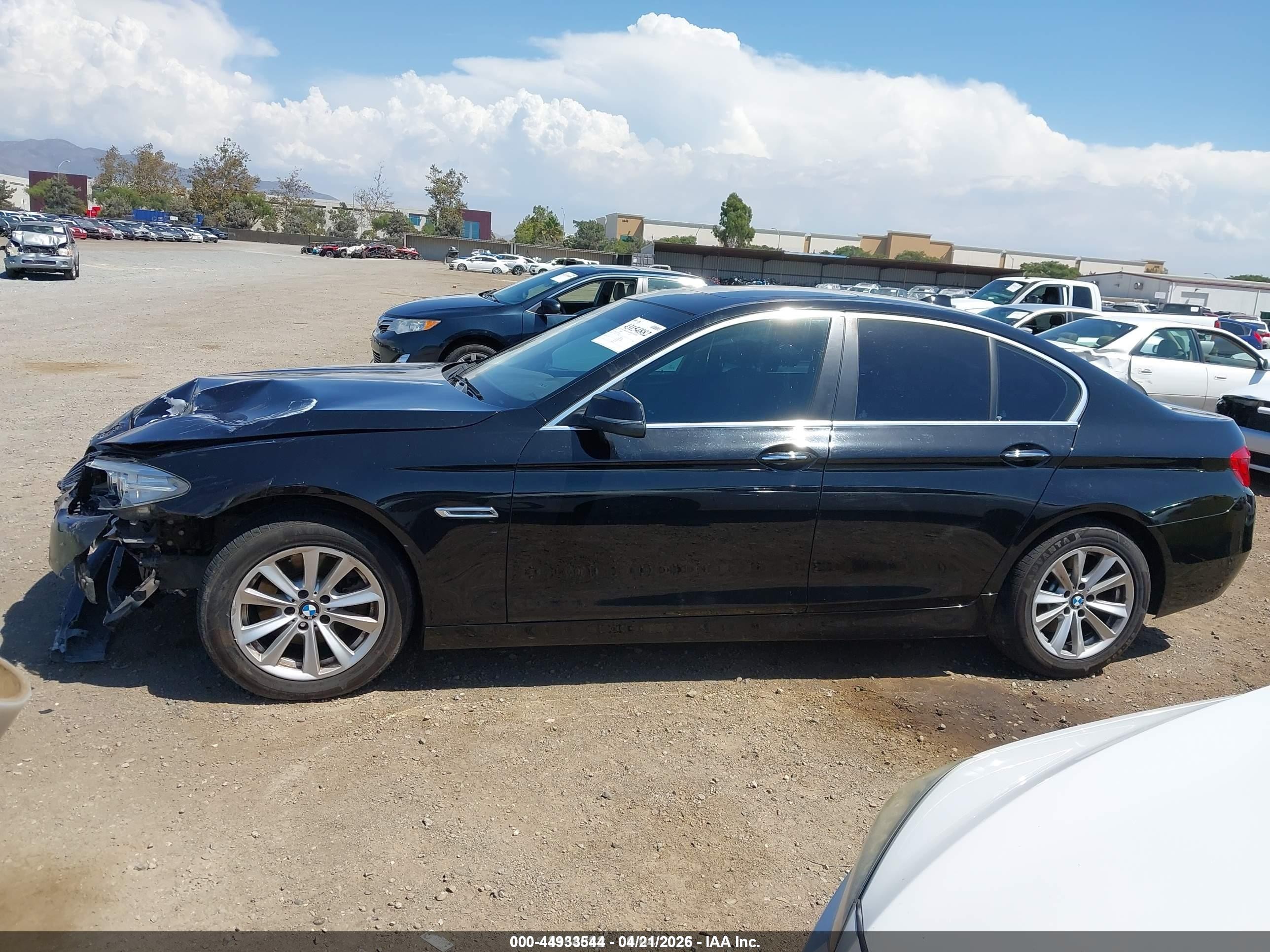 2014 Bmw 528i   Black vin: WBA5A5C53ED502411