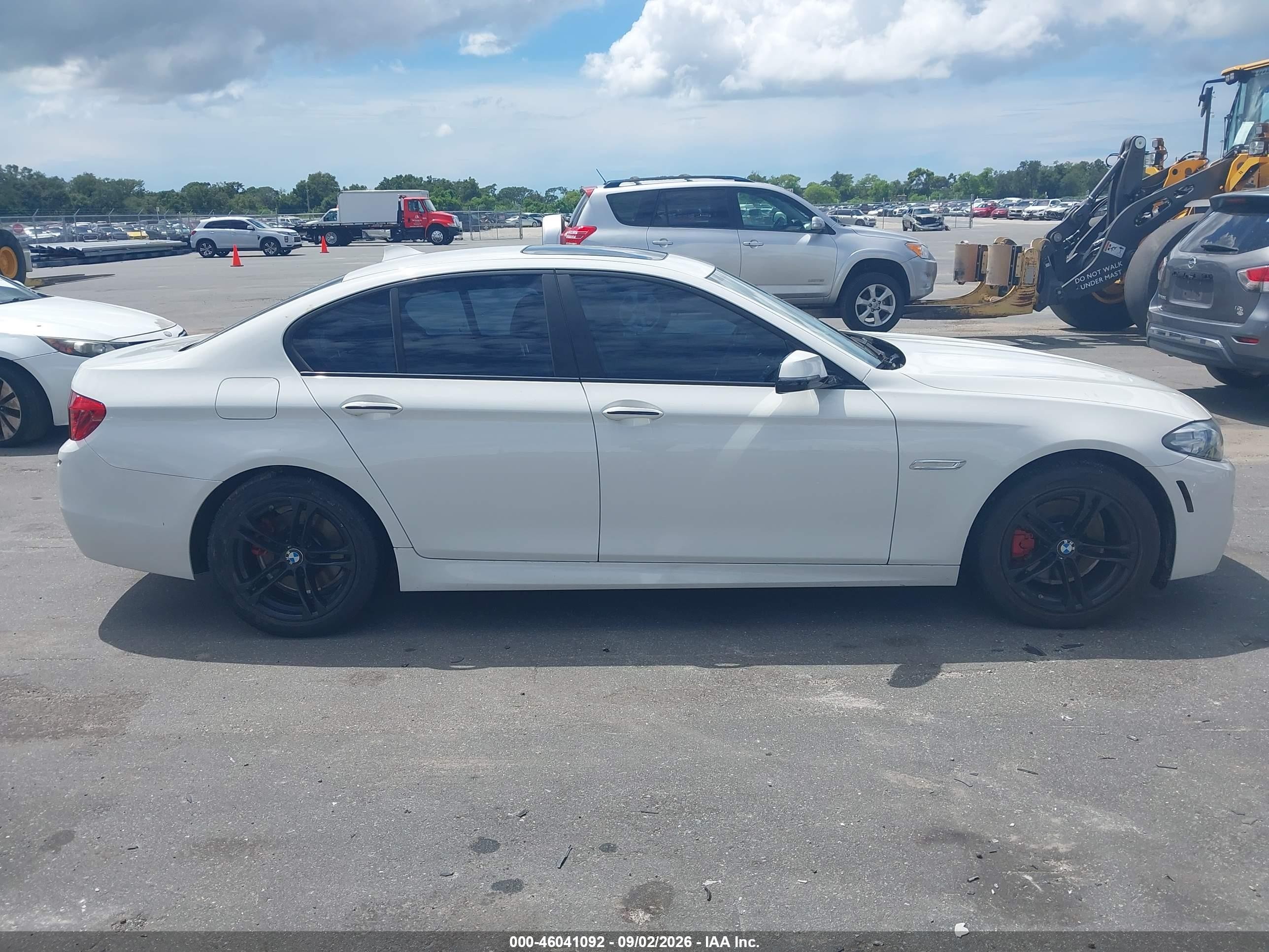 2014 Bmw 528i   White vin: WBA5A5C54ED511764