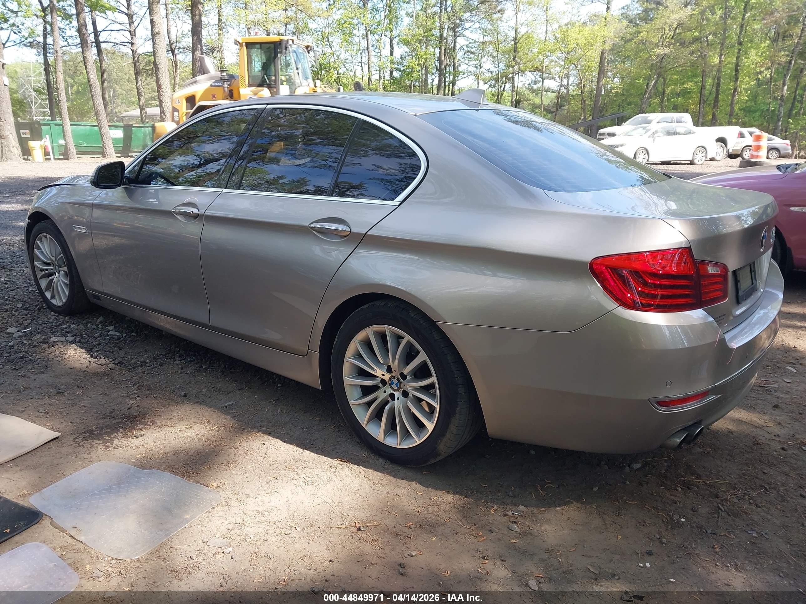2015 Bmw 528i Gold vin: WBA5A5C54FD513287