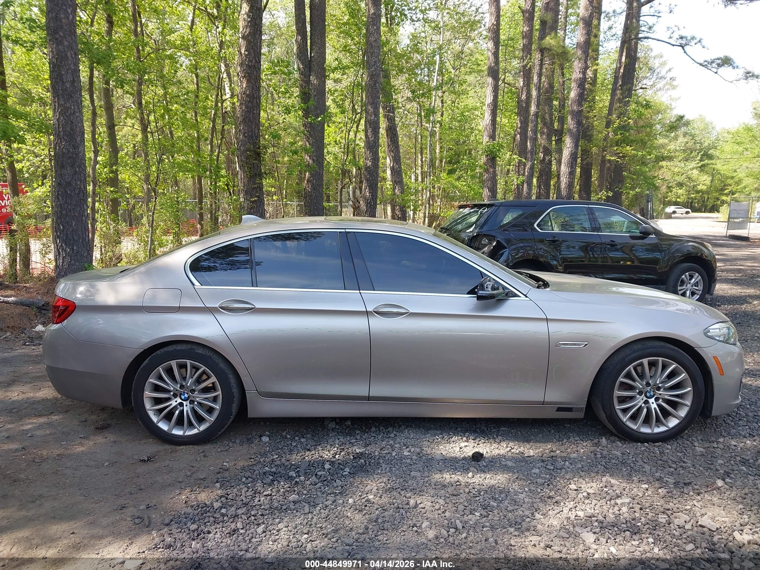2015 Bmw 528i Gold vin: WBA5A5C54FD513287