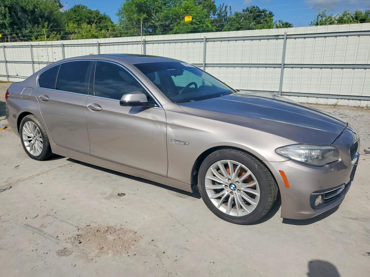 2015 Bmw 528 I Silver vin: WBA5A5C54FD515010
