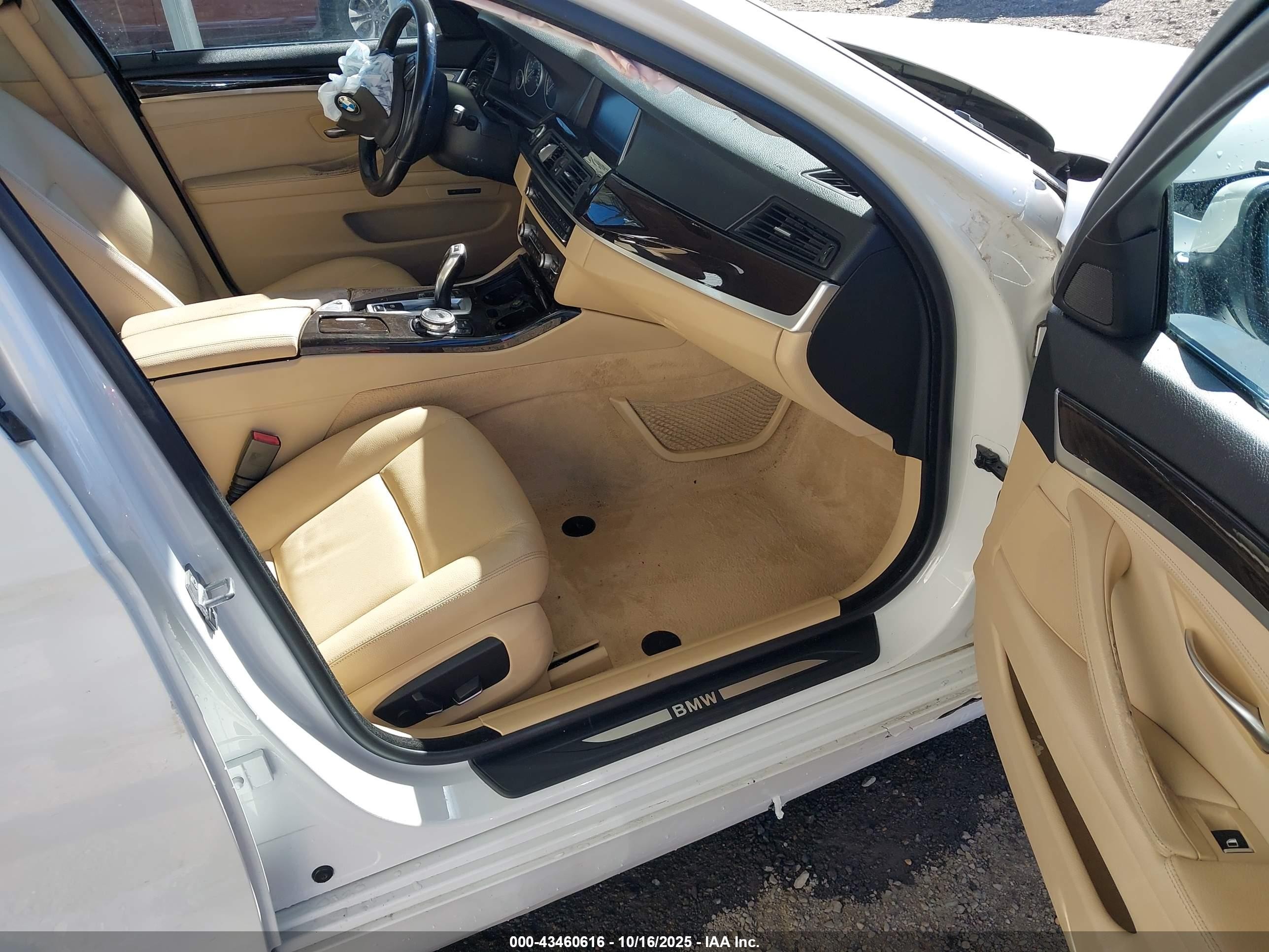 2015 Bmw 528i   Белый vin: WBA5A5C54FD516318