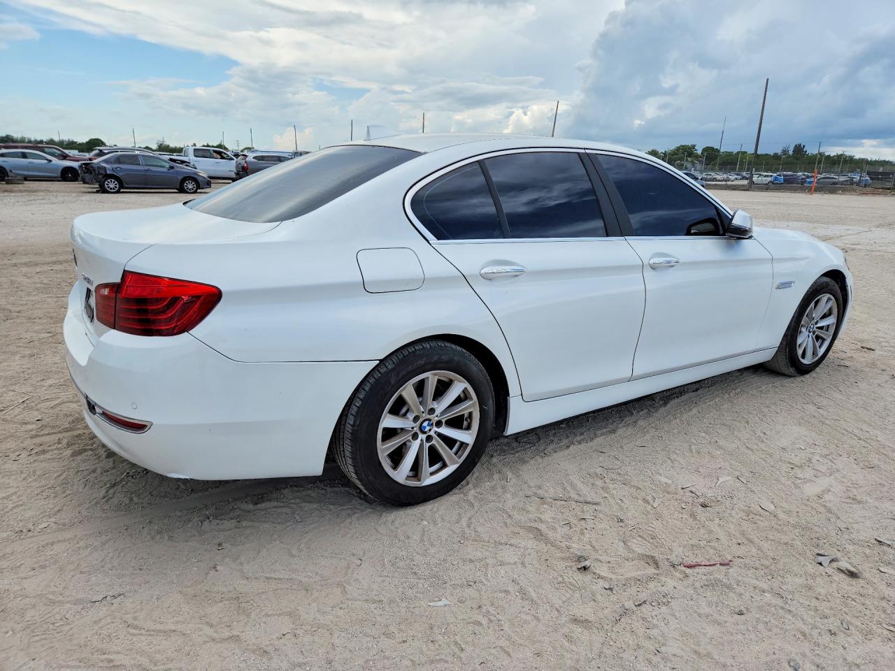 2014 Bmw 528 I White vin: WBA5A5C55ED500756