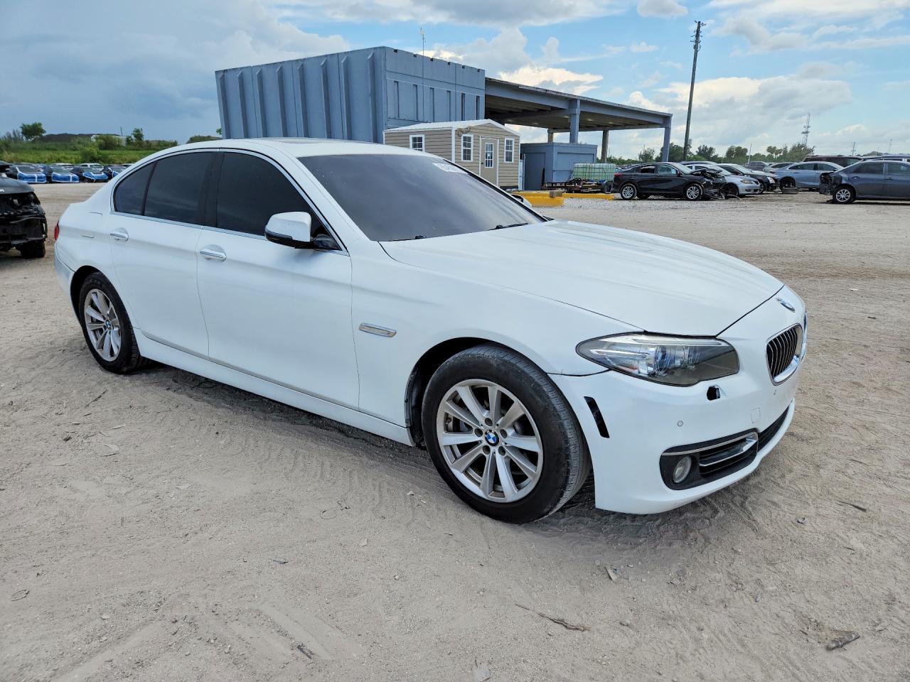 2014 Bmw 528 I White vin: WBA5A5C55ED500756