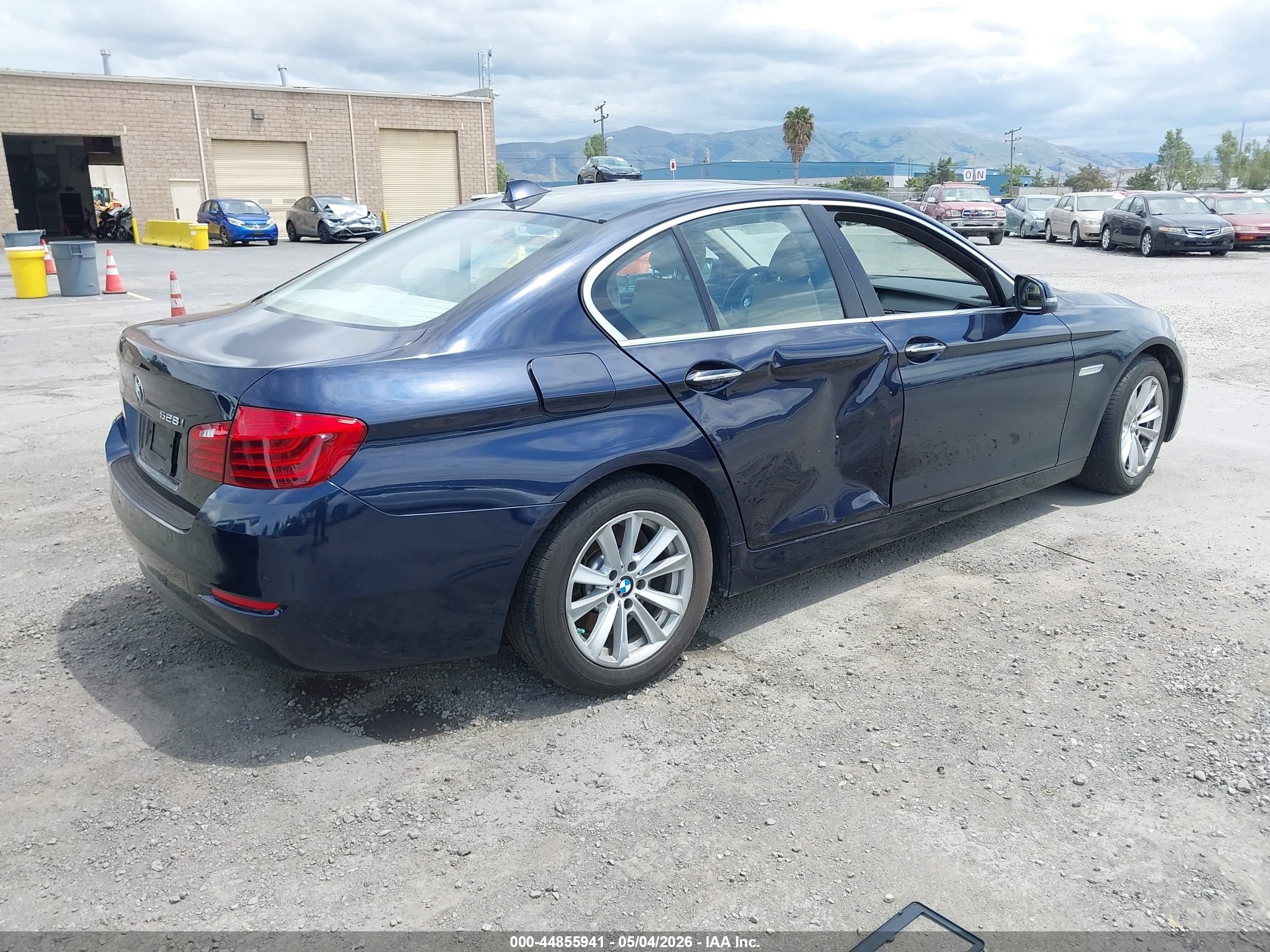 2015 Bmw 528i   Blue vin: WBA5A5C55FD514061