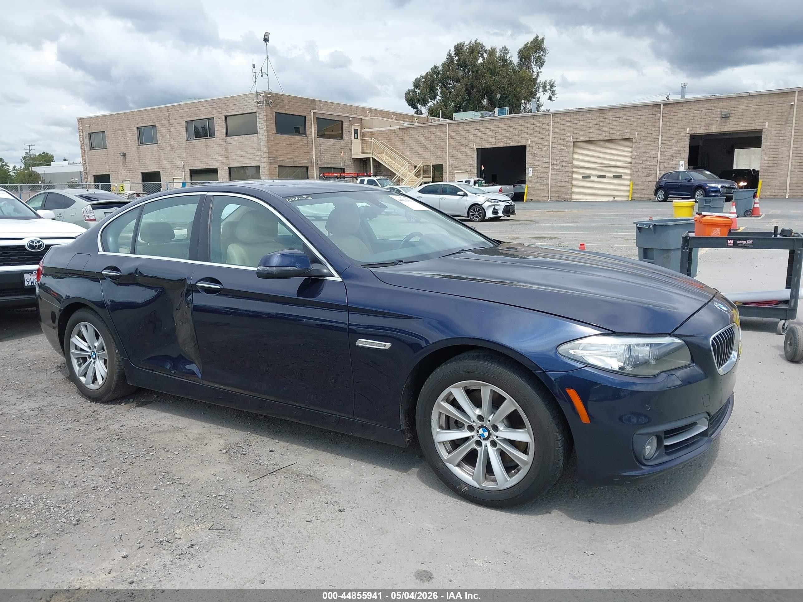2015 Bmw 528i   Blue vin: WBA5A5C55FD514061