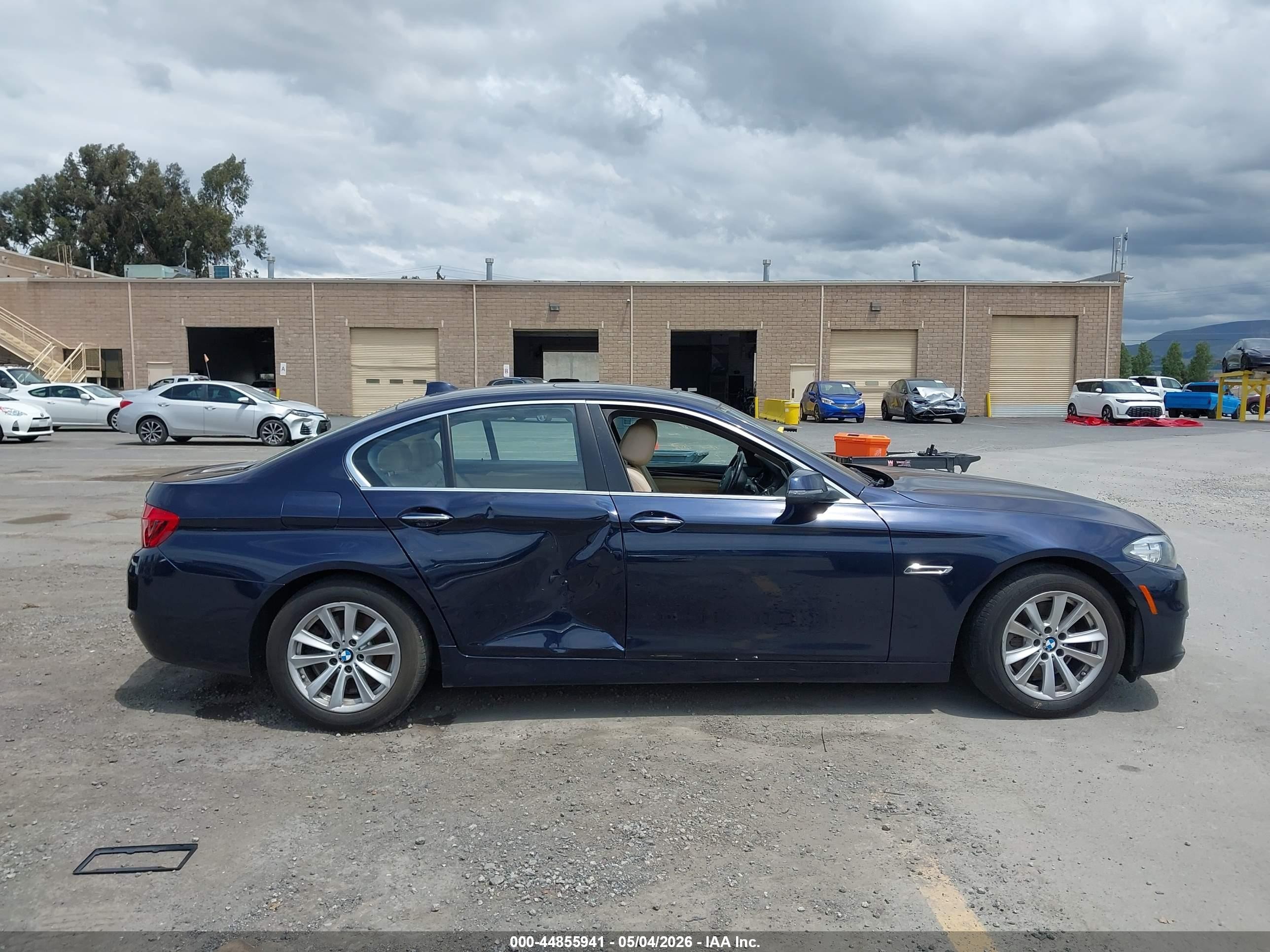 2015 Bmw 528i   Blue vin: WBA5A5C55FD514061