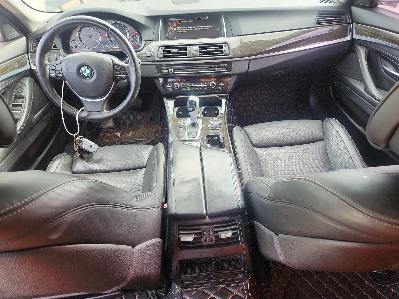 2015 Bmw 528 I Черный vin: WBA5A5C55FD522306