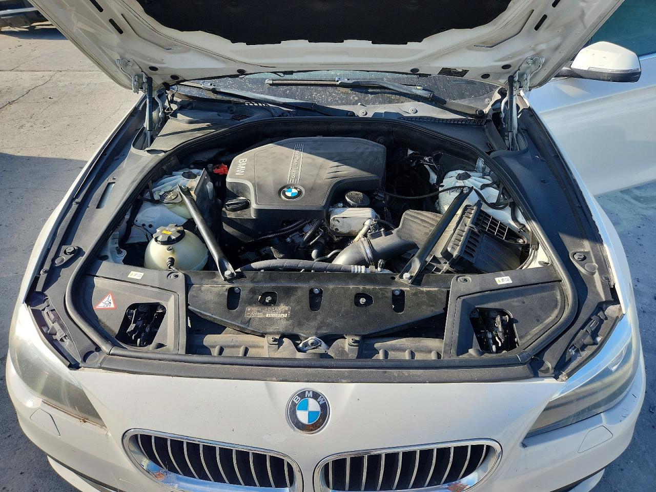 2014 Bmw 528 I Белый vin: WBA5A5C56ED500006