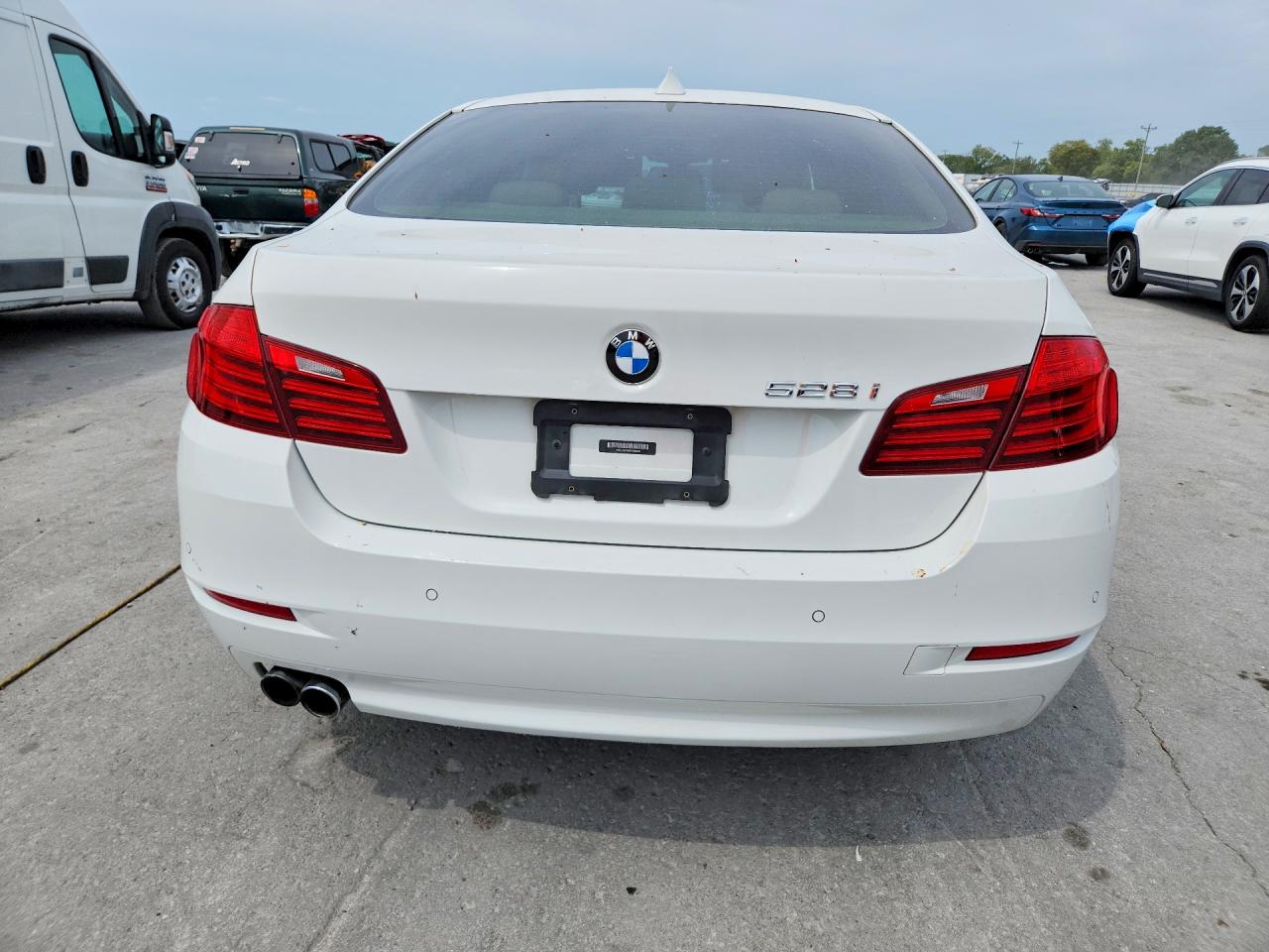 2014 Bmw 528 I White vin: WBA5A5C56ED504492