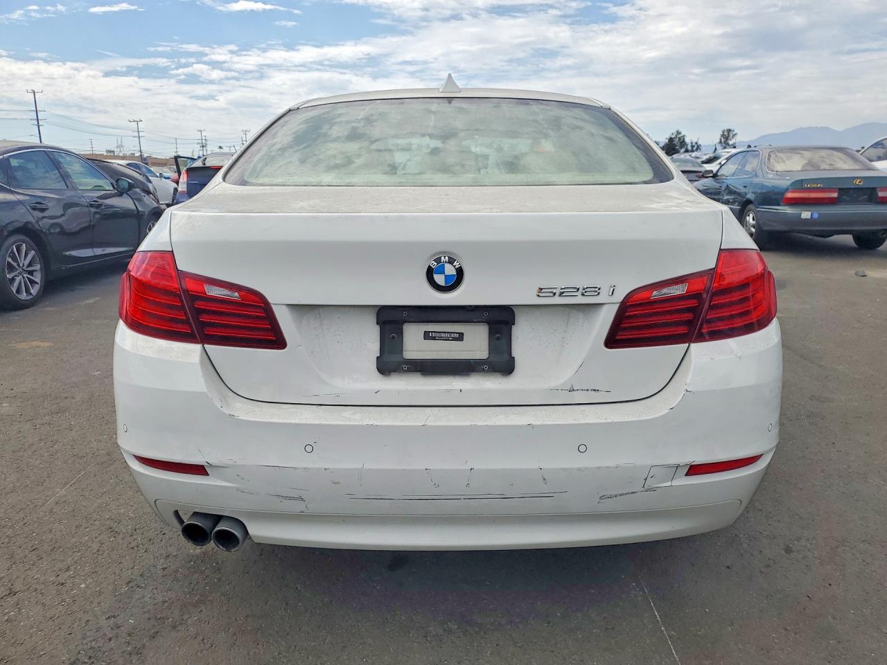 2015 Bmw 528 I White vin: WBA5A5C56FD518684