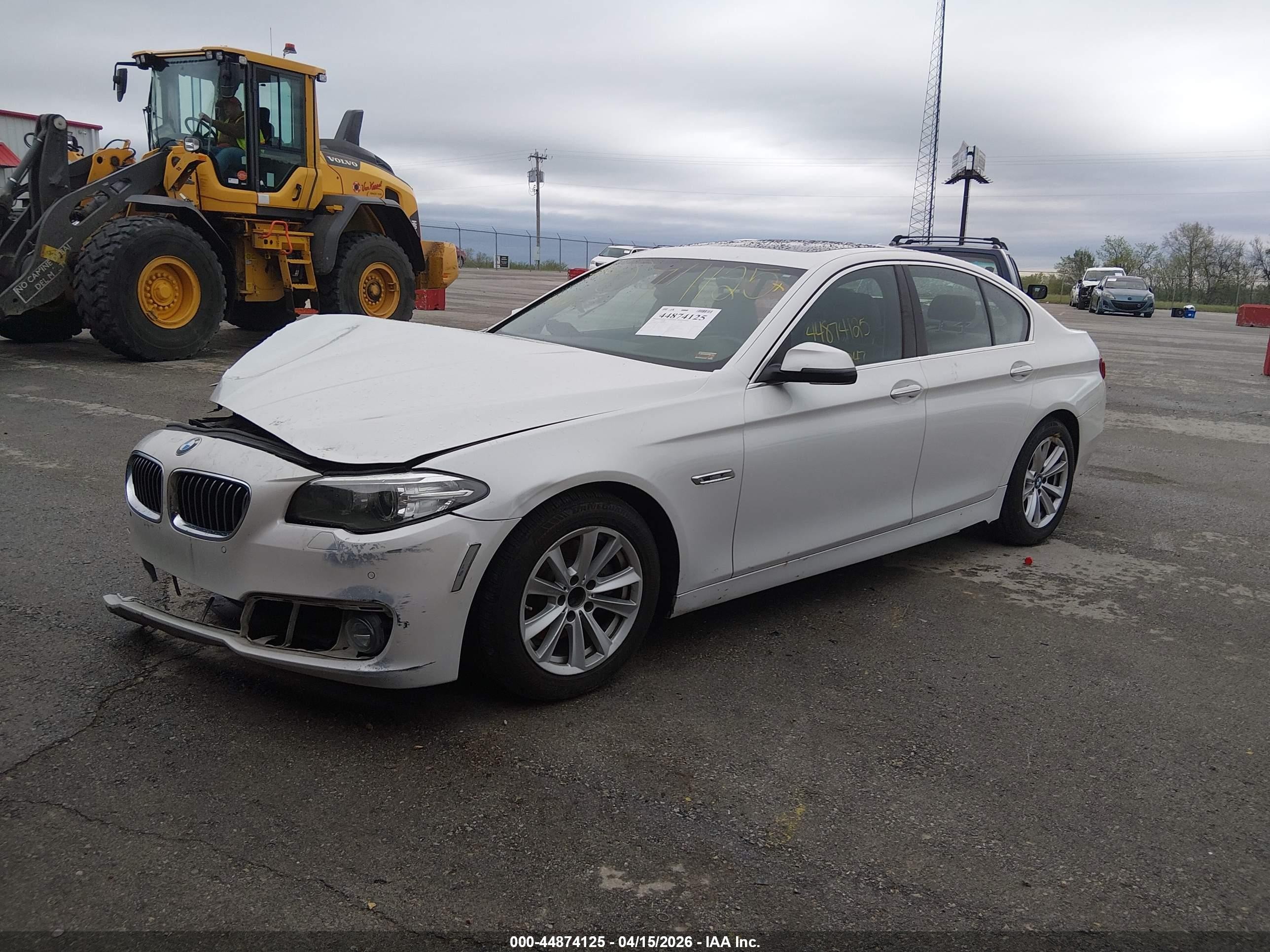 2015 Bmw 528i   White vin: WBA5A5C56FD520709