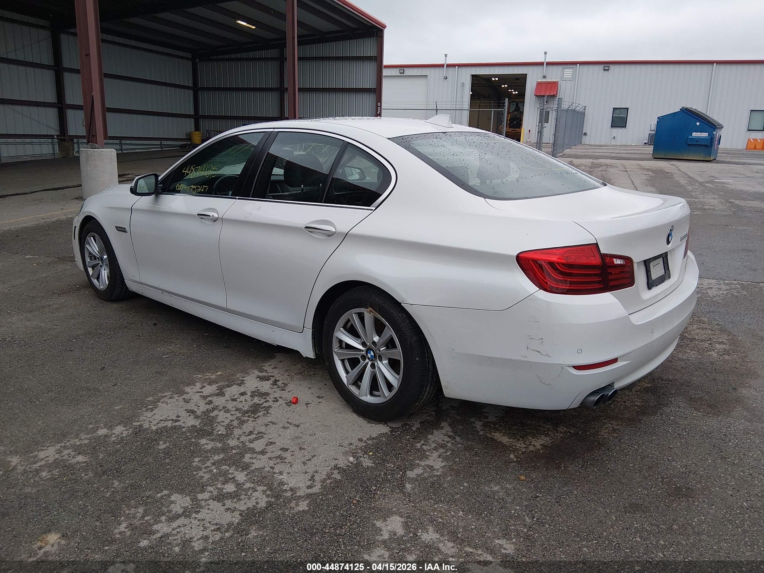 2015 Bmw 528i   White vin: WBA5A5C56FD520709