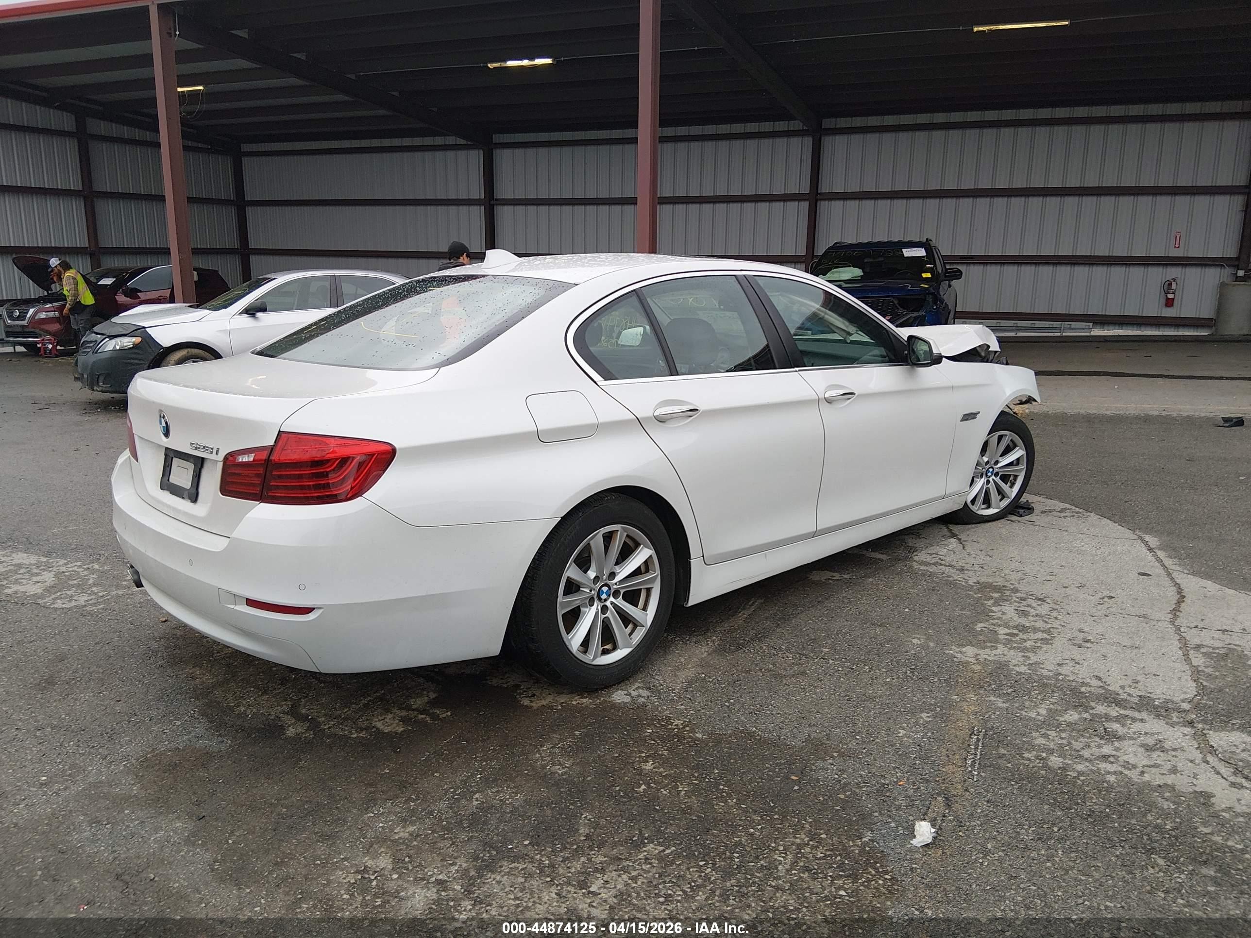 2015 Bmw 528i   White vin: WBA5A5C56FD520709
