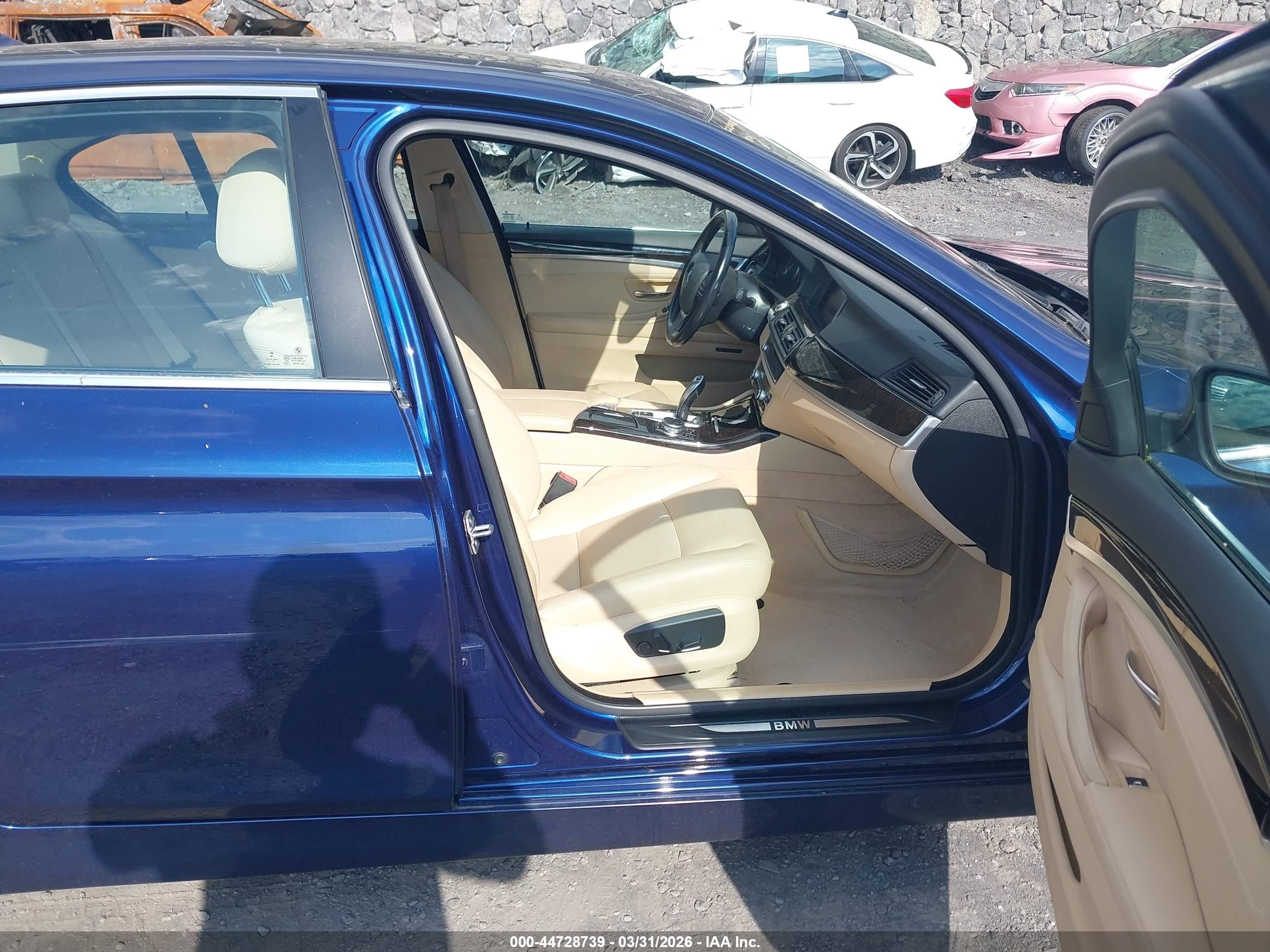 2015 Bmw 528i   Blue vin: WBA5A5C56FD520886