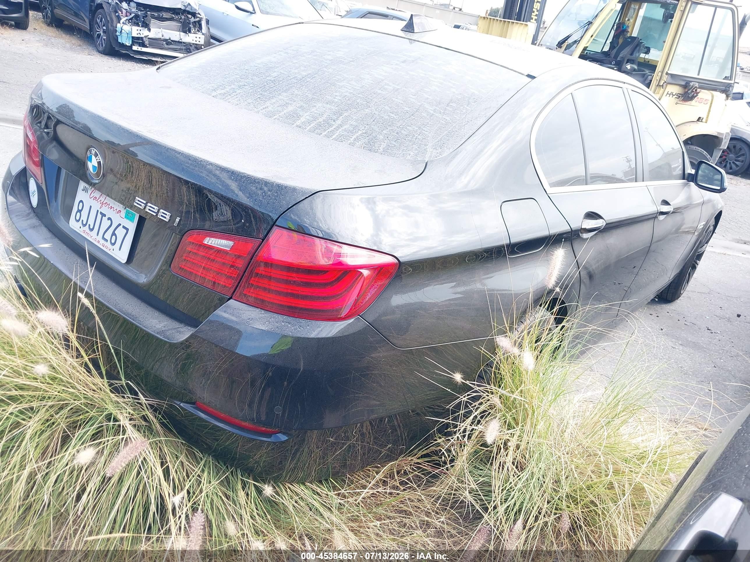 2015 Bmw 528i   Черный vin: WBA5A5C56FD522167