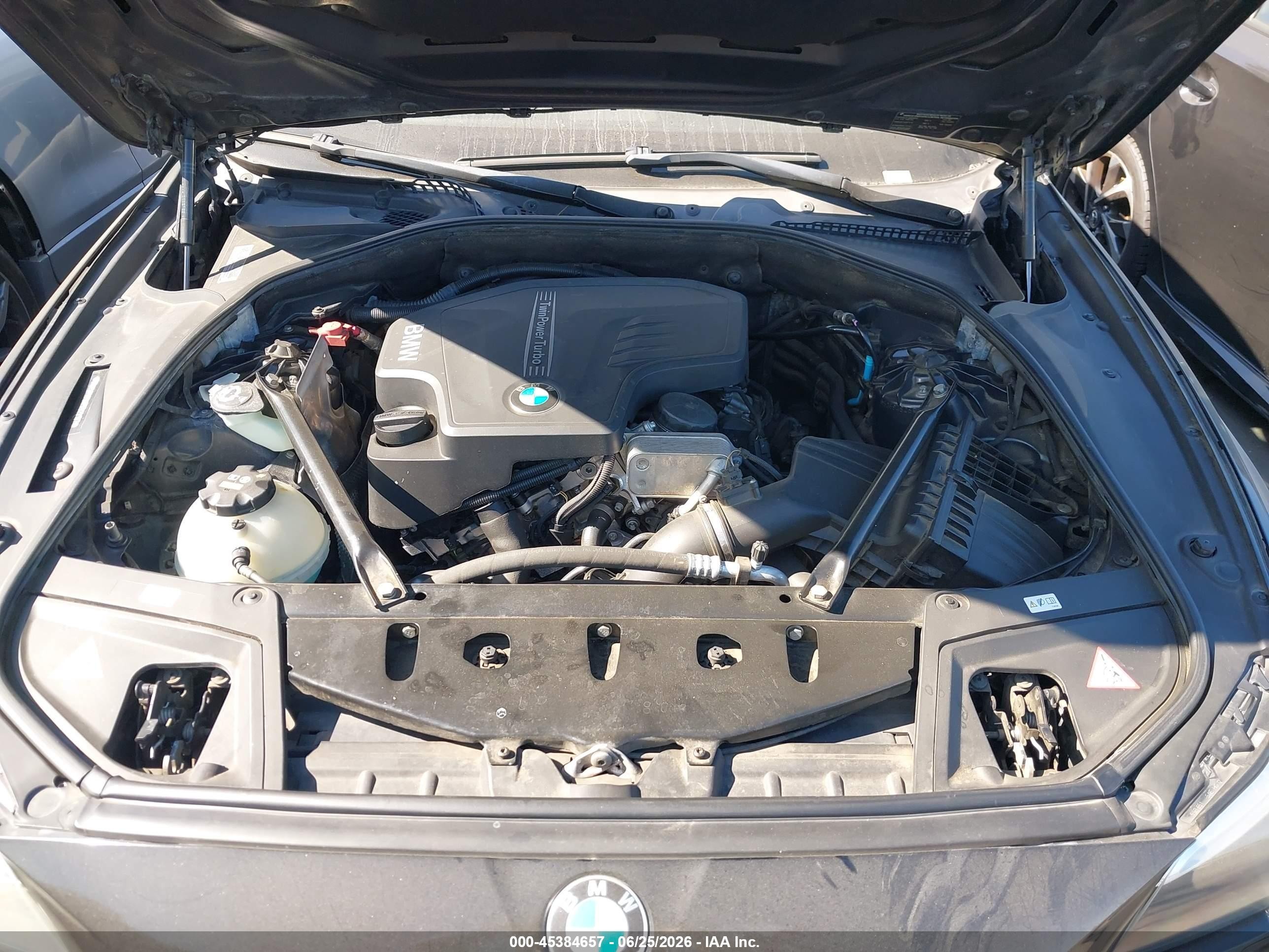 2015 Bmw 528i   Черный vin: WBA5A5C56FD522167