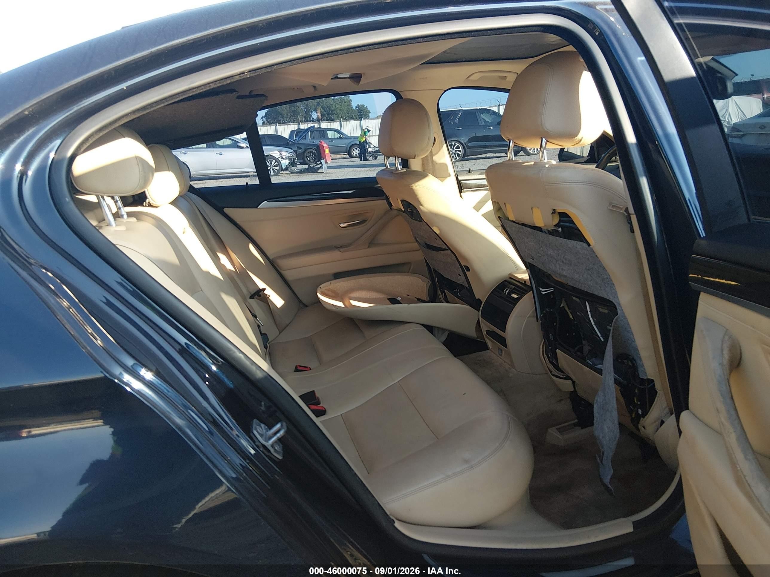 2015 Bmw 528i   Black vin: WBA5A5C56FD523402
