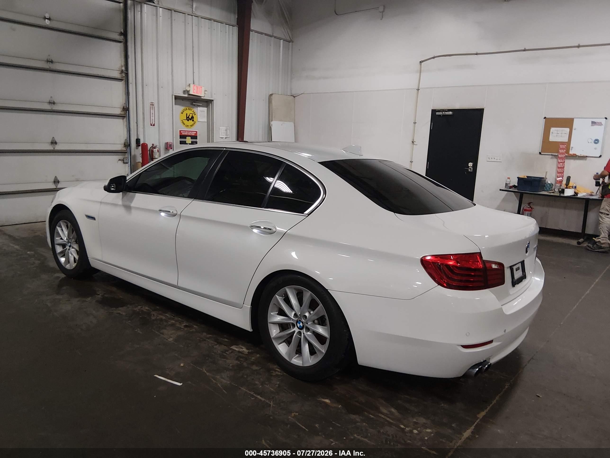 2014 Bmw 528i   White vin: WBA5A5C57ED020783