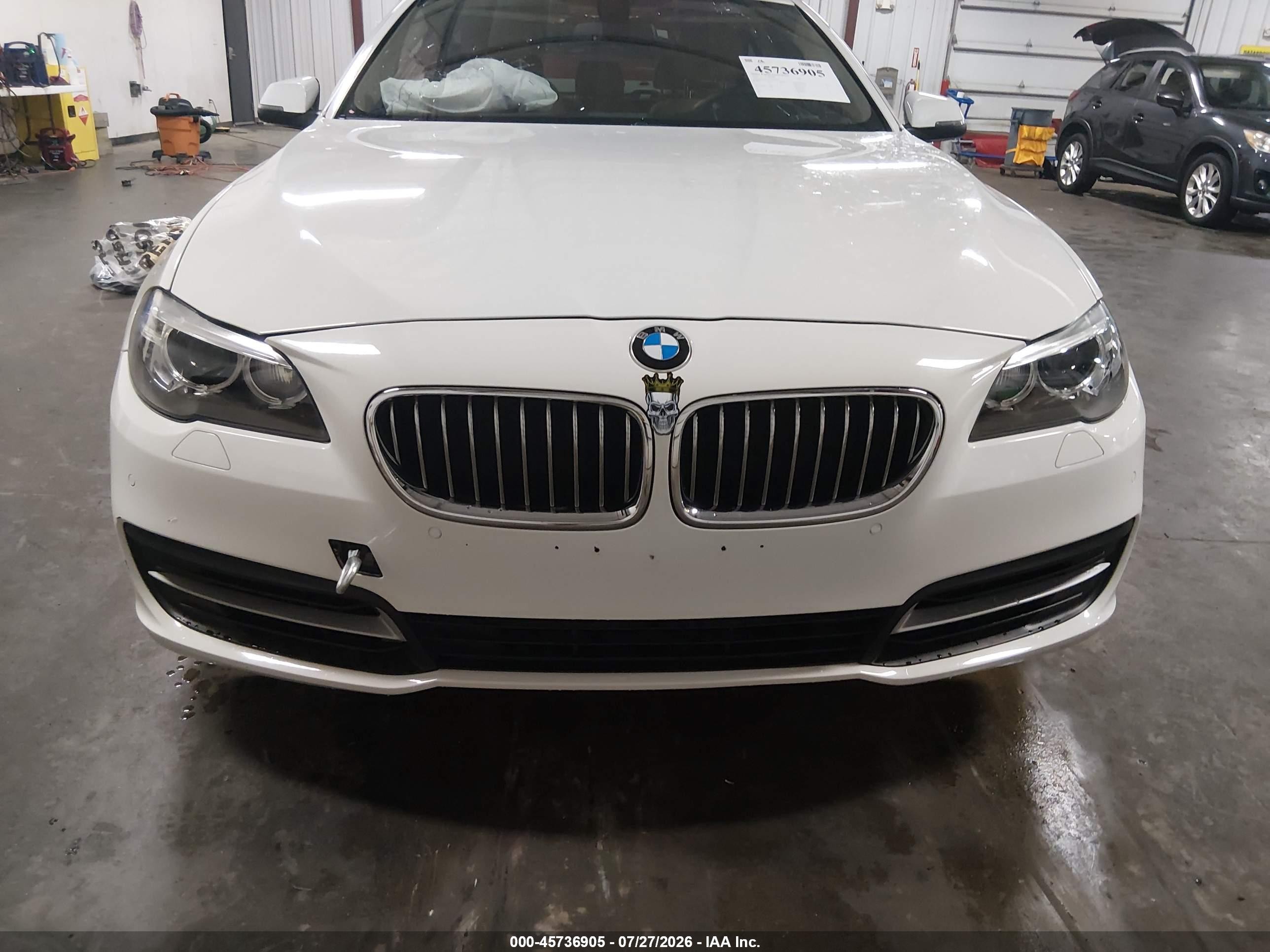 2014 Bmw 528i   White vin: WBA5A5C57ED020783