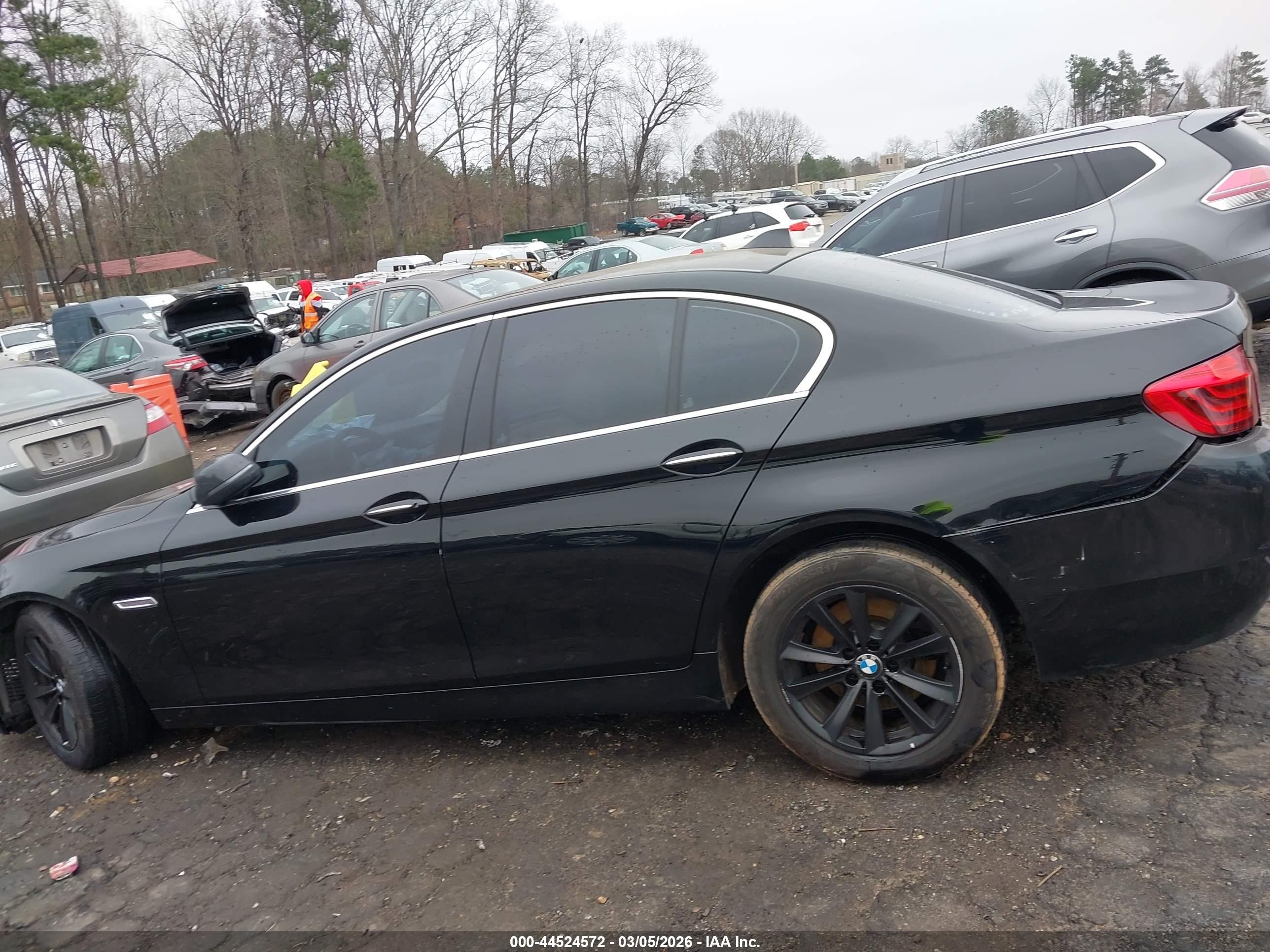 2014 Bmw 528i   Black vin: WBA5A5C57ED501973