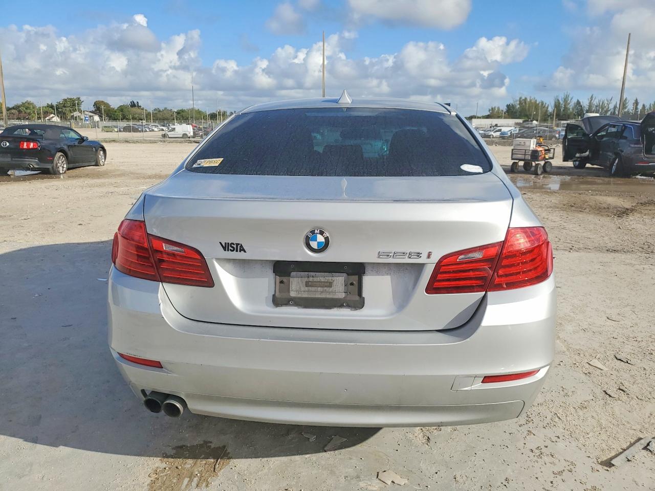 2014 Bmw Motorrad 528 Silver vin: WBA5A5C57ED502654