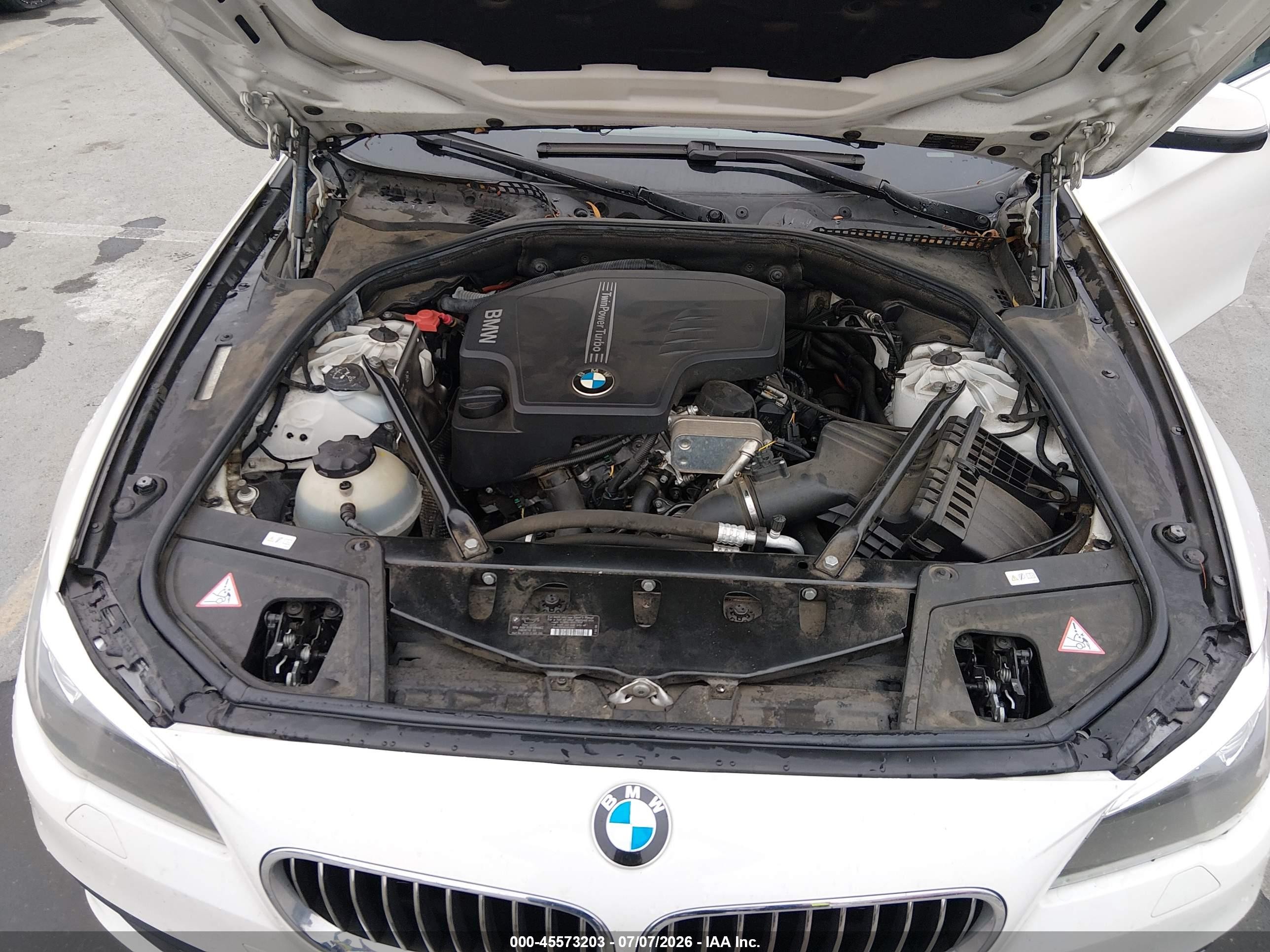 2014 Bmw 528i   White vin: WBA5A5C57ED503948