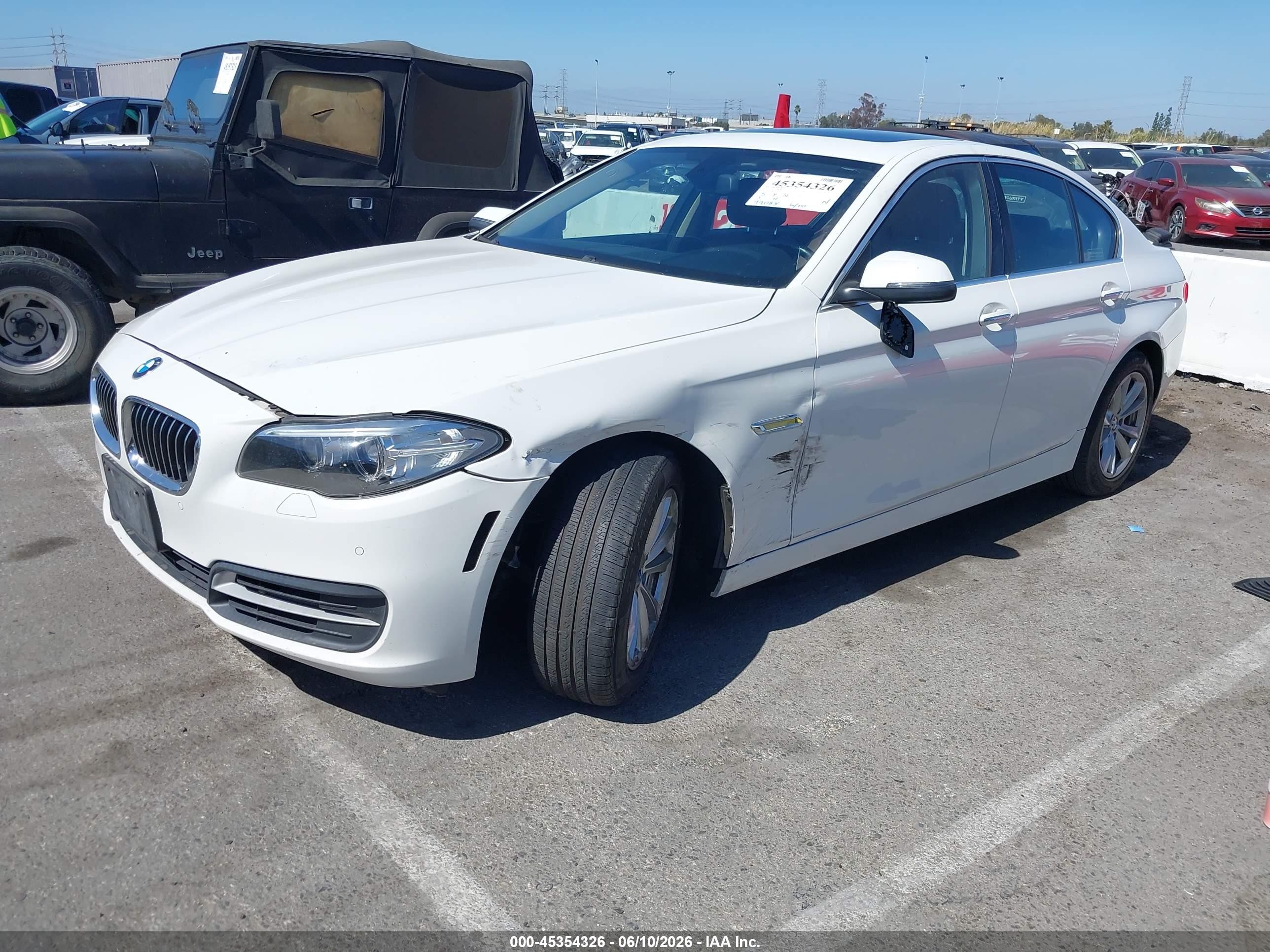 2014 Bmw 528i   White vin: WBA5A5C57ED509328