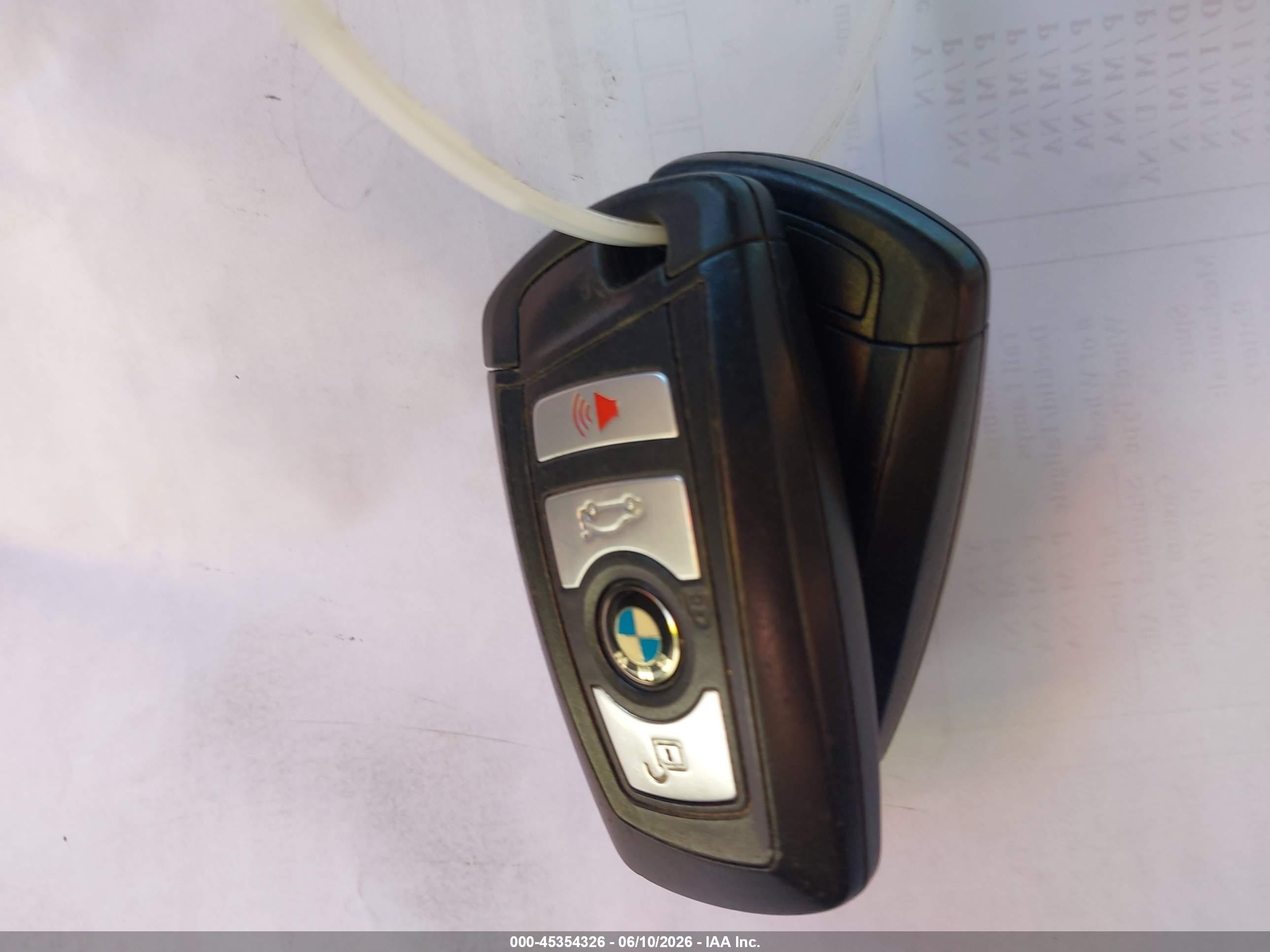 2014 Bmw 528i   White vin: WBA5A5C57ED509328