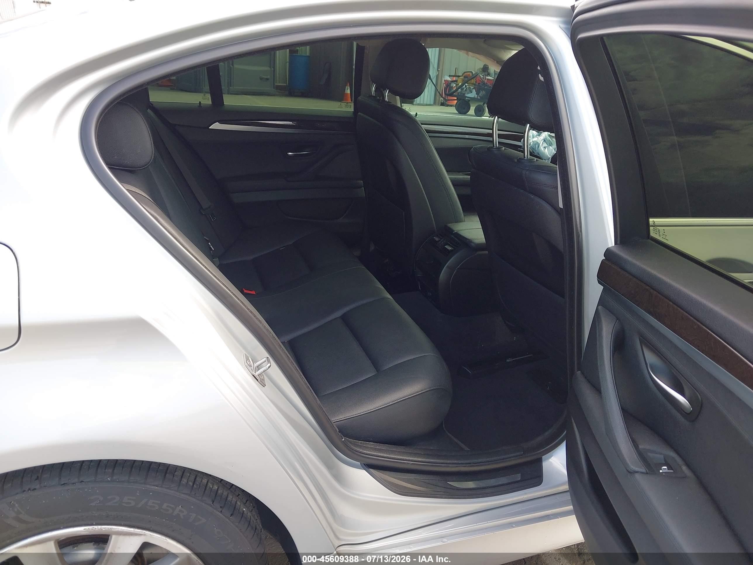 2015 Bmw 528i   Silver vin: WBA5A5C57FD515907