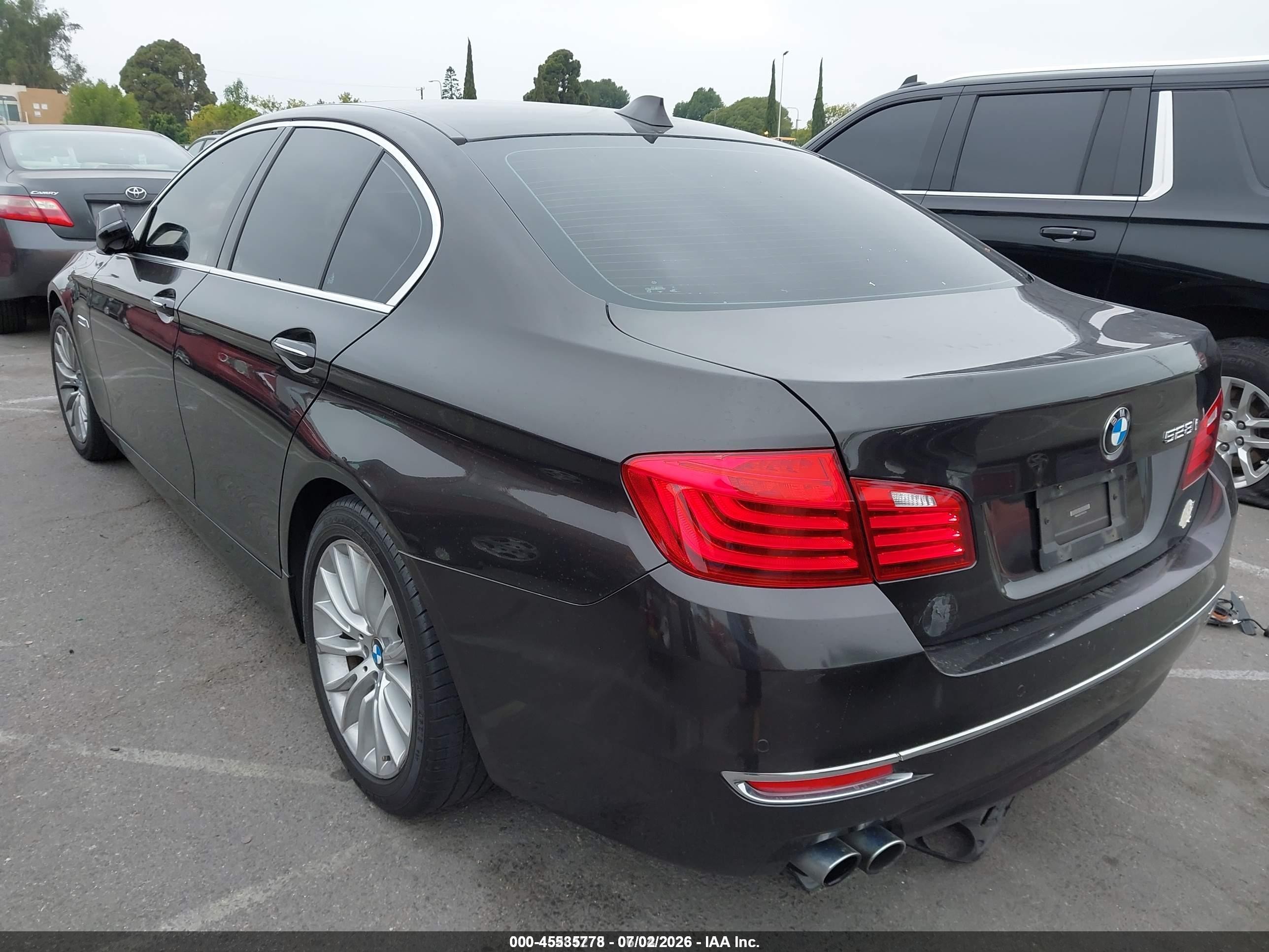 2015 Bmw 528i   Black vin: WBA5A5C57FD522159