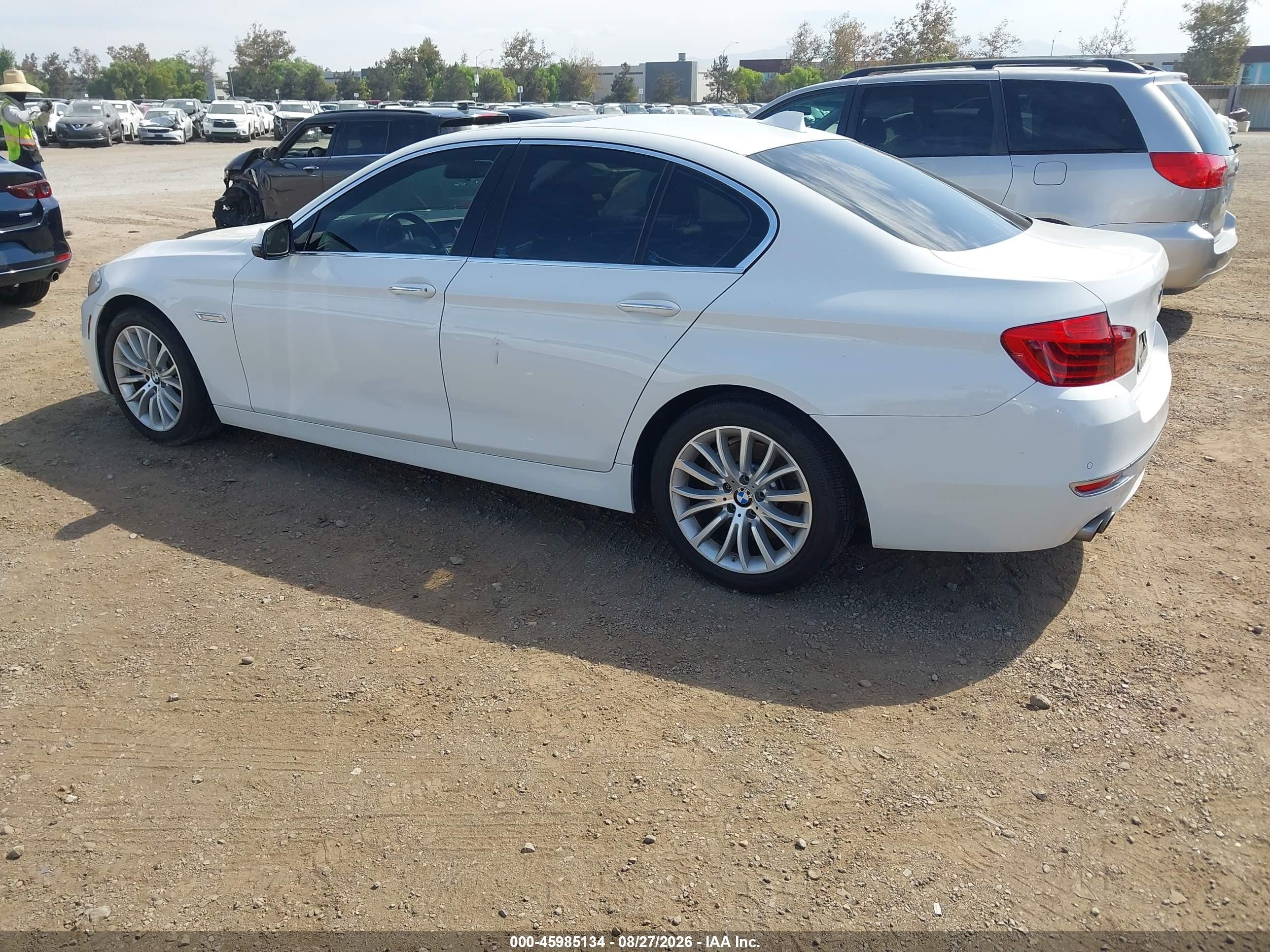 2014 Bmw 528i   White vin: WBA5A5C58ED501870